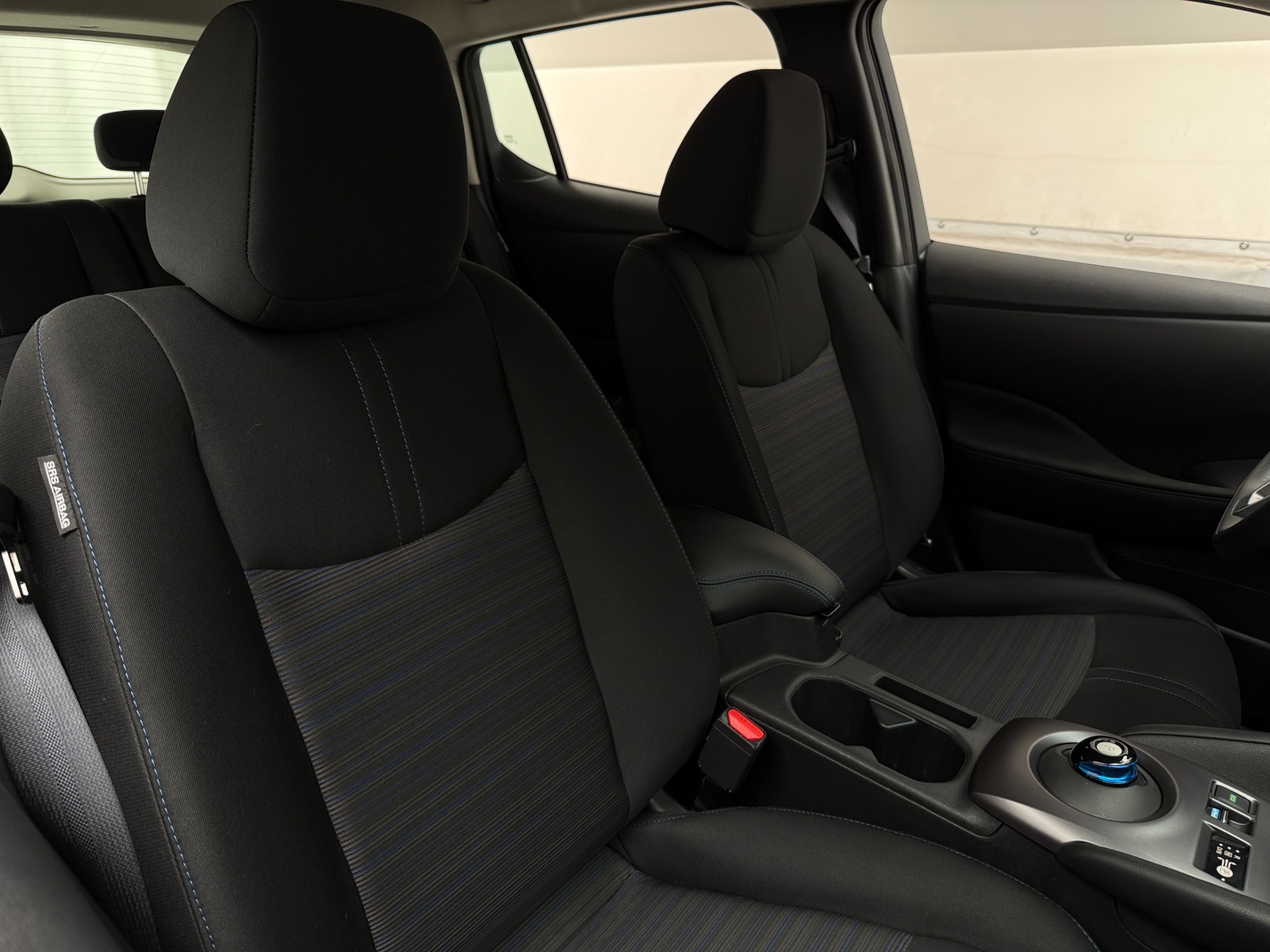 Thumbnail: 2025 Nissan Leaf - 2