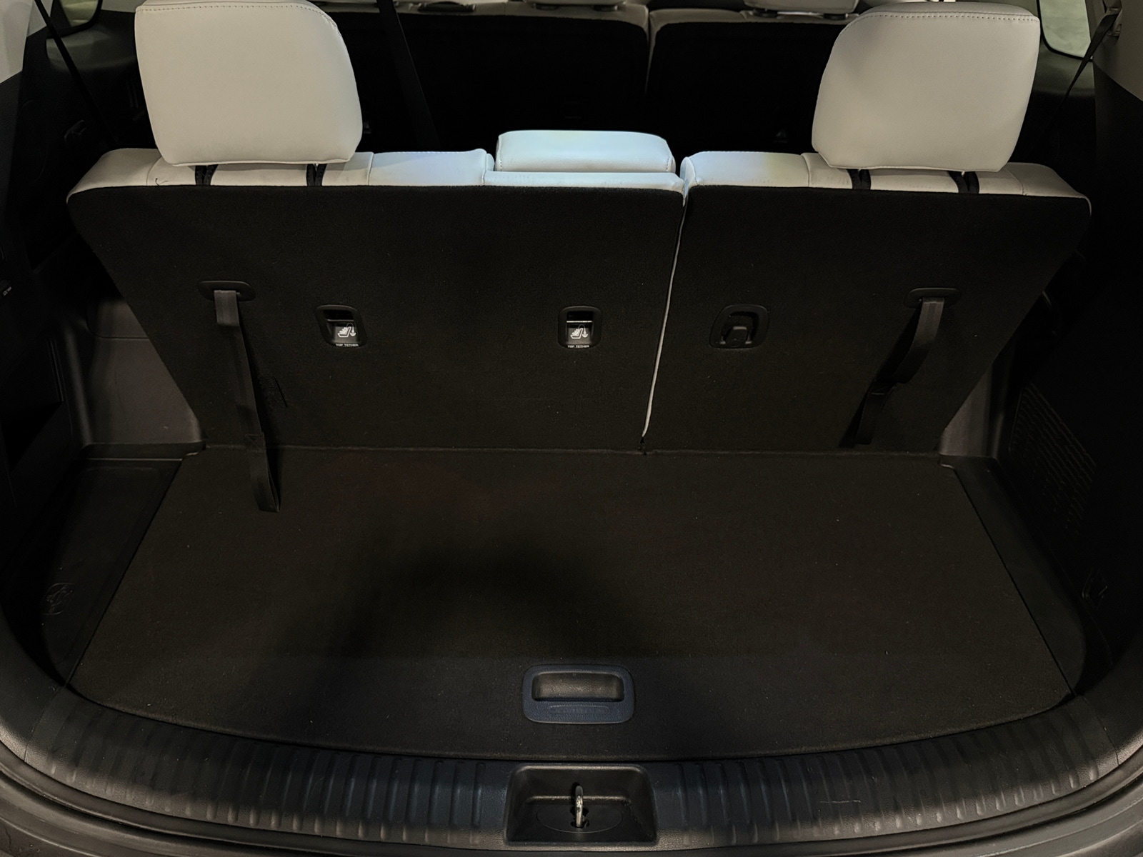 Thumbnail: 2020 Kia Telluride - 6
