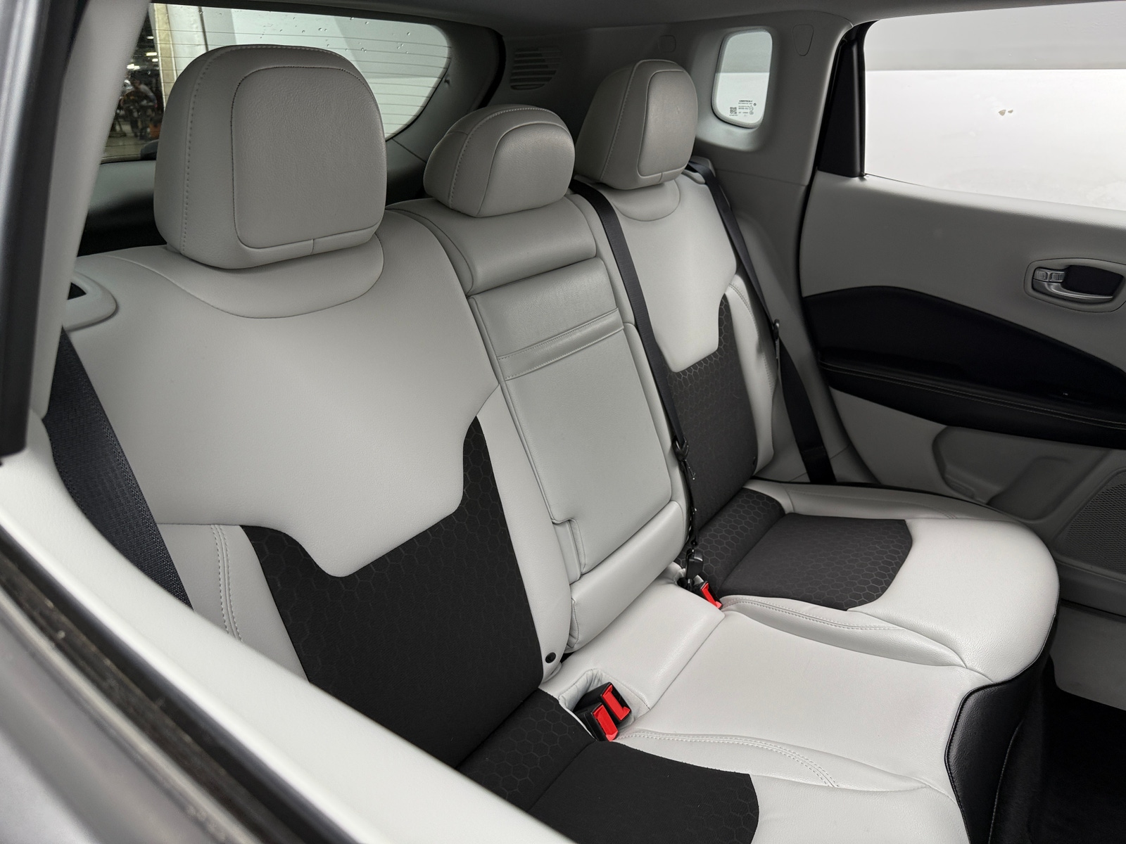 Thumbnail: 2018 Jeep Compass - 6