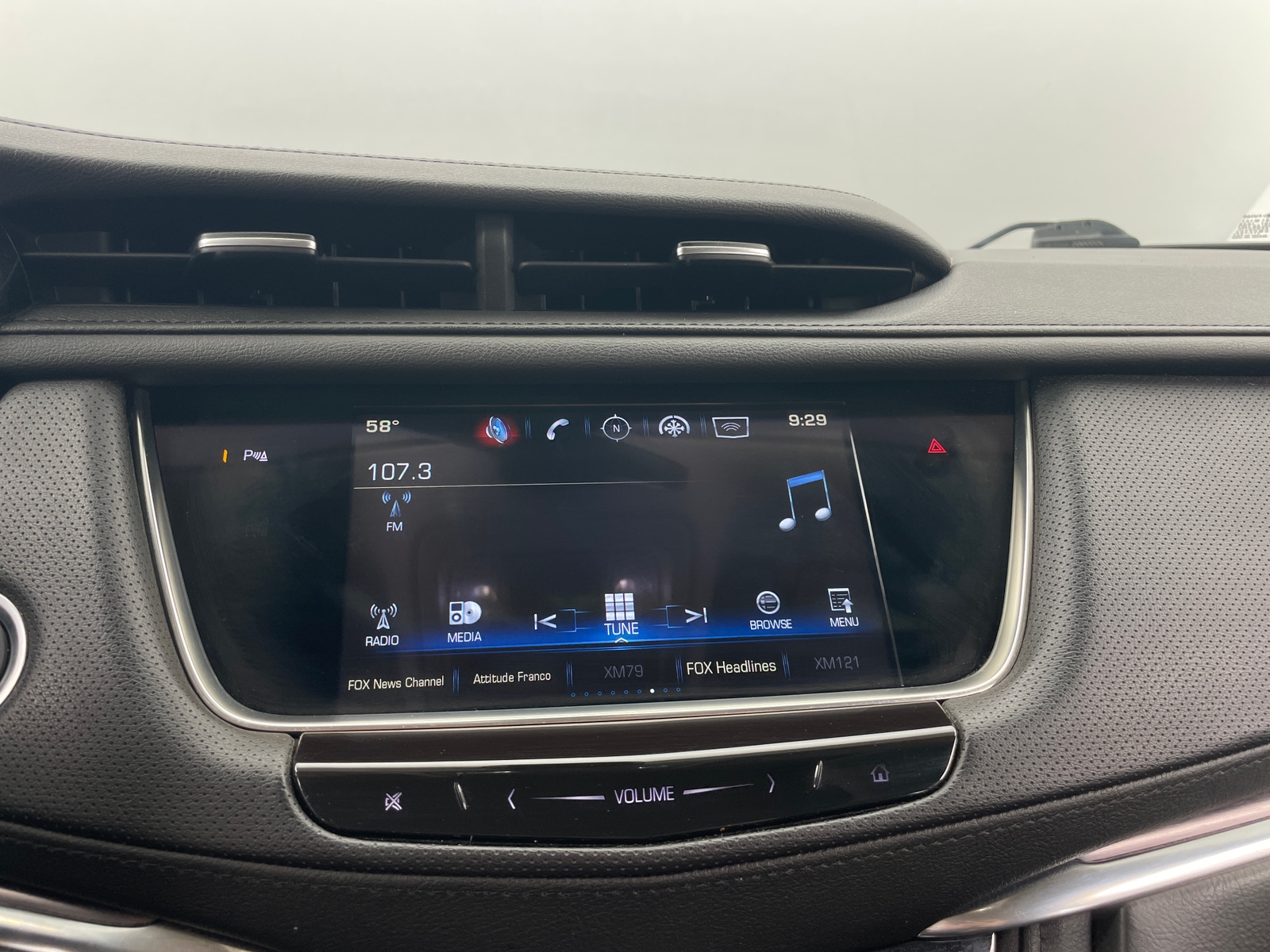 Thumbnail: 2018 Cadillac XT5 - 3