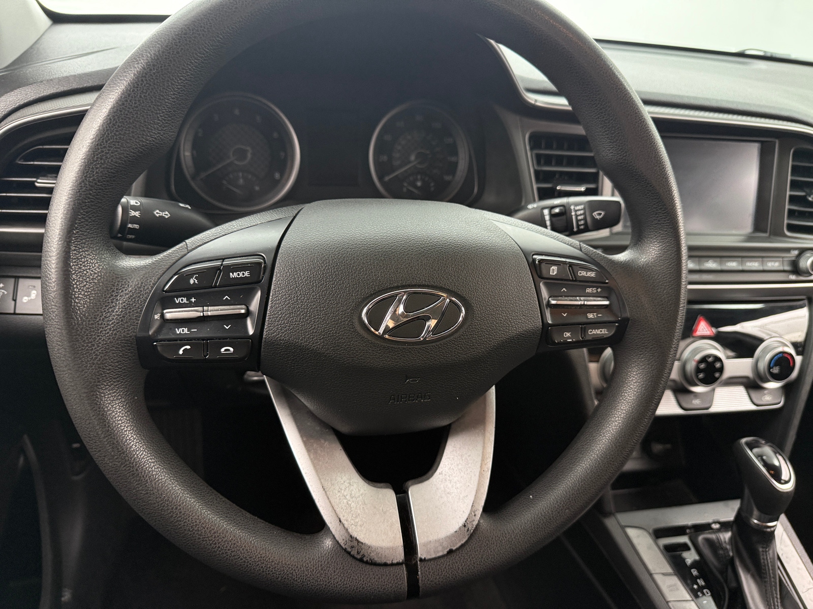 Thumbnail: 2019 Hyundai Elantra - 5