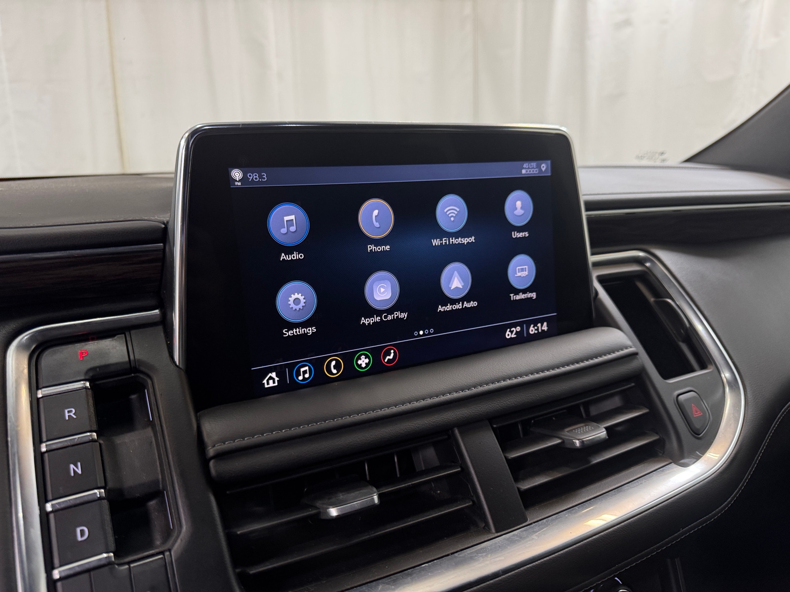 Thumbnail: 2021 Chevrolet Tahoe - 3