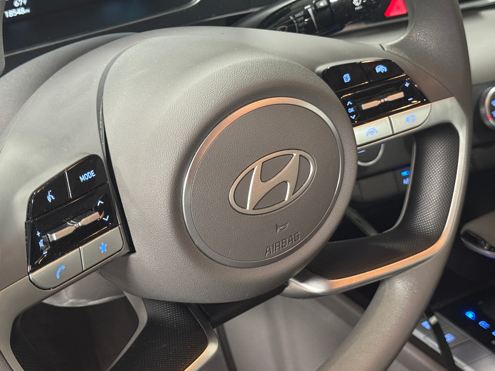 Thumbnail: 2024 Hyundai Elantra - 5