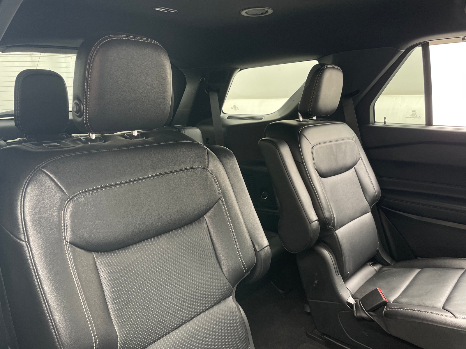 Thumbnail: 2020 Ford Explorer - 5