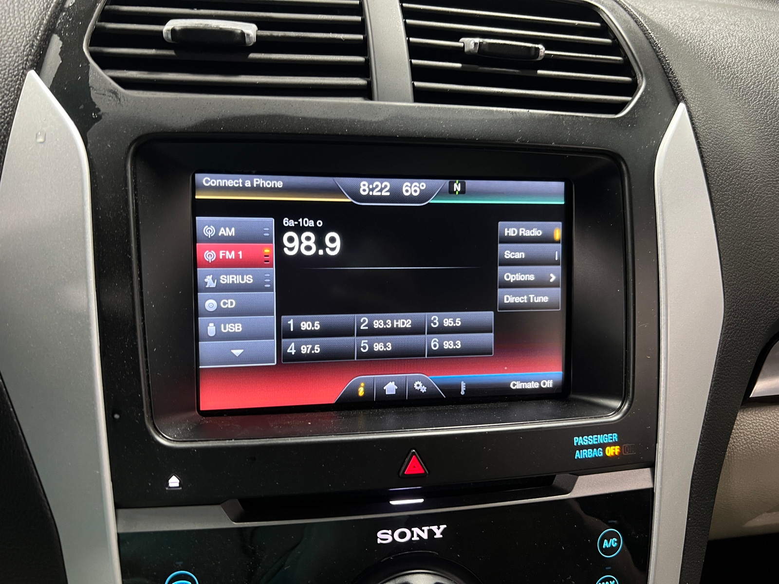 Thumbnail: 2014 Ford Explorer - 3