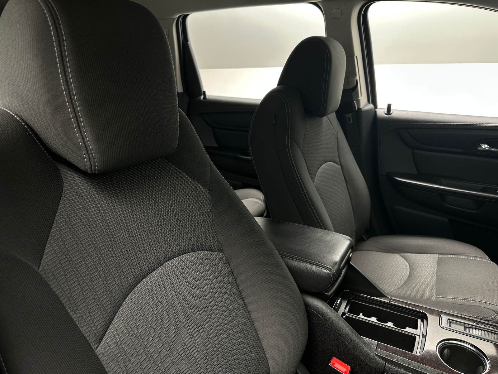 Thumbnail: 2017 Chevrolet Traverse - 2