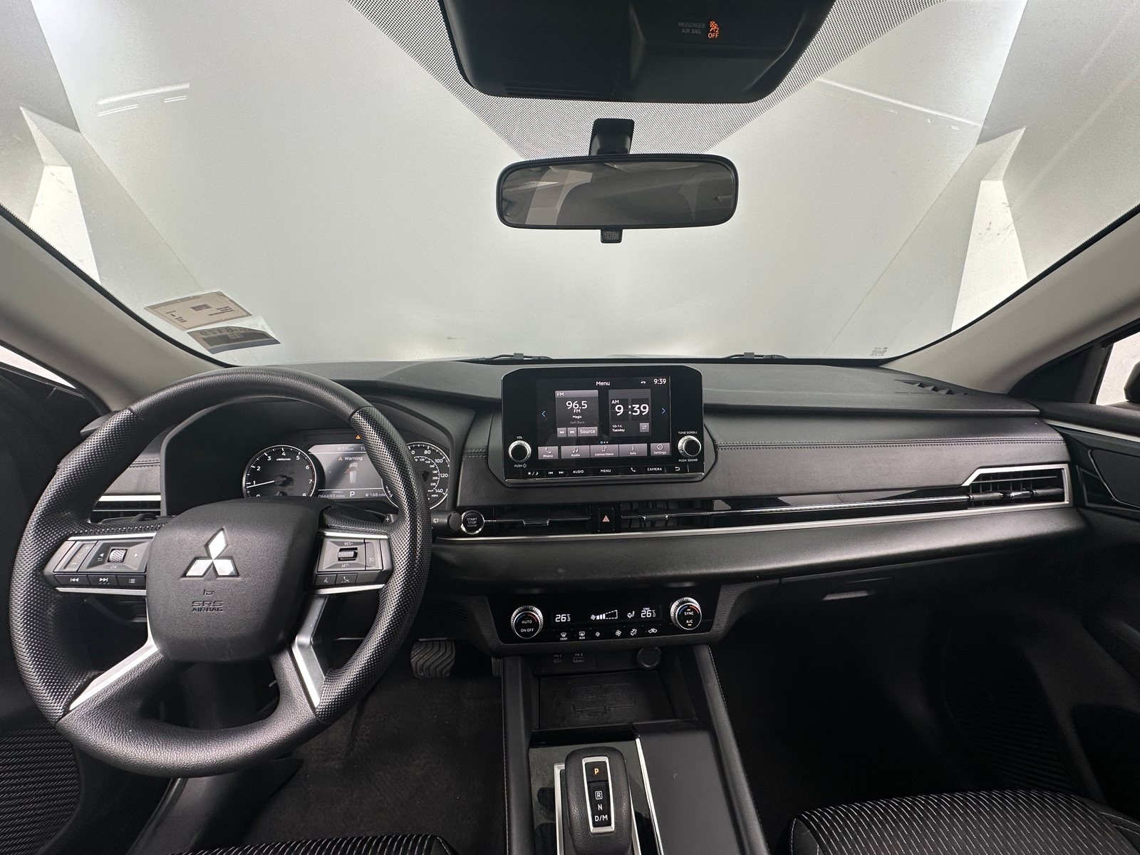 Thumbnail: 2022 Mitsubishi Outlander - 3