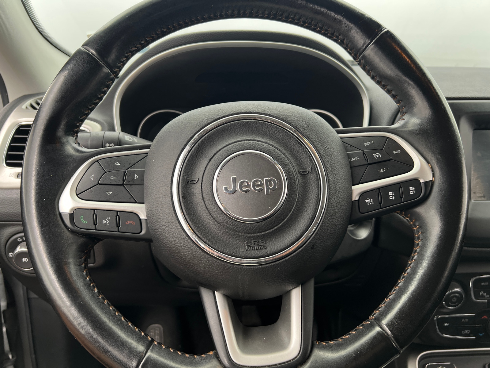 Thumbnail: 2020 Jeep Compass - 4