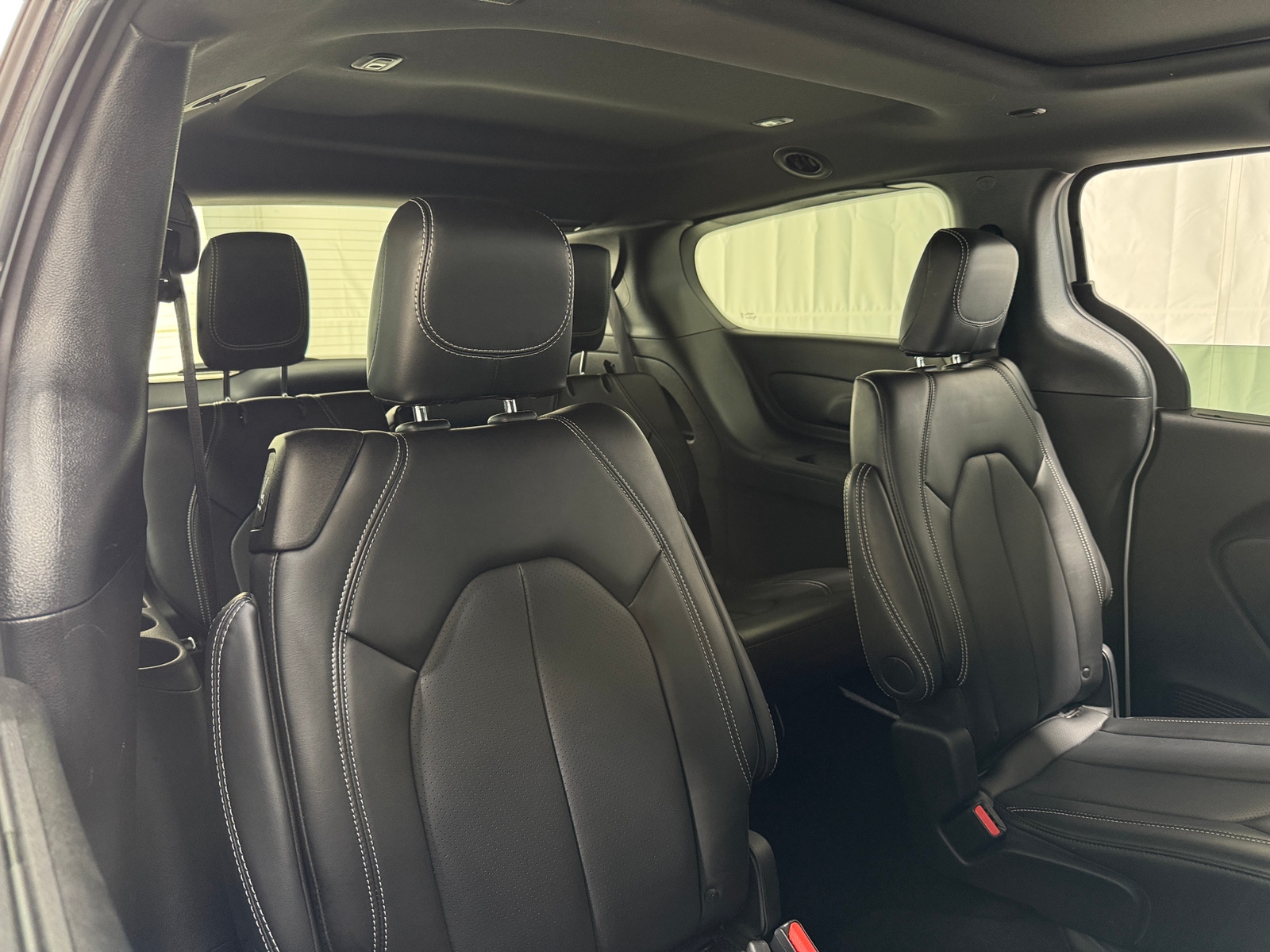 Thumbnail: 2024 Chrysler Pacifica - 5