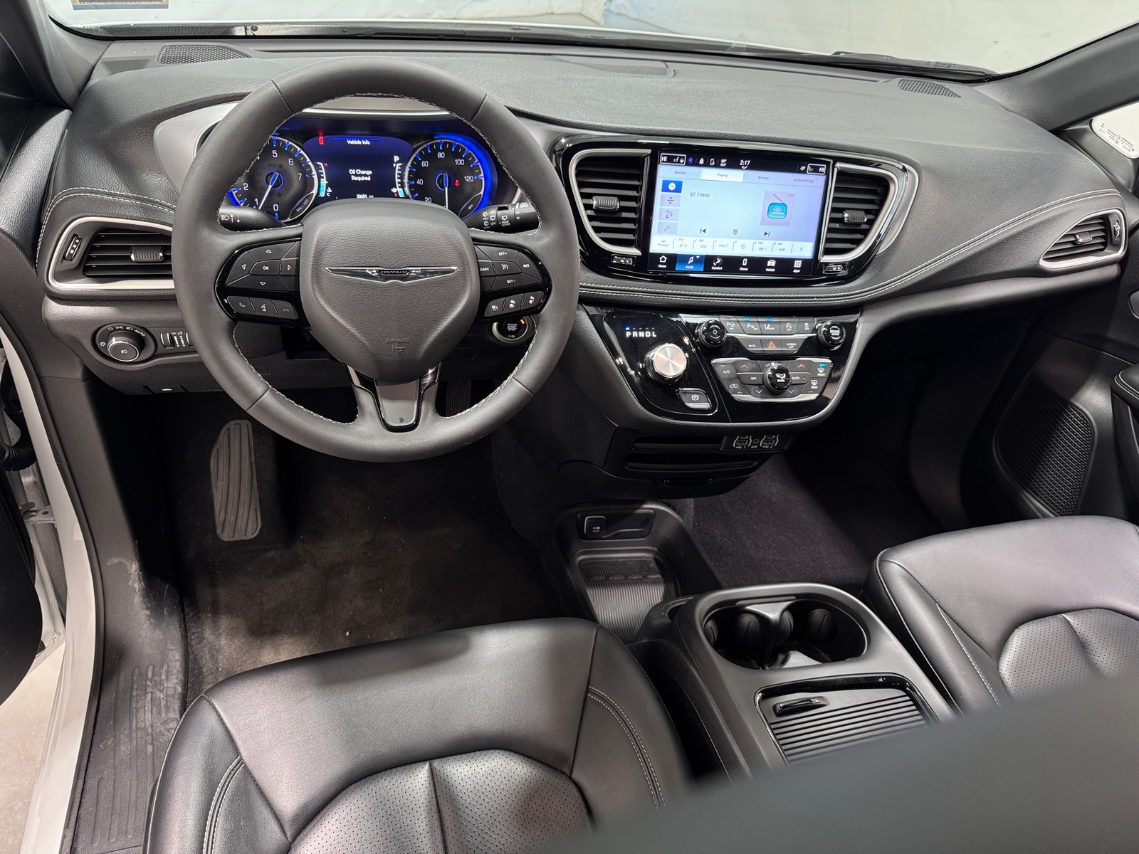 Thumbnail: 2024 Chrysler Pacifica - 2
