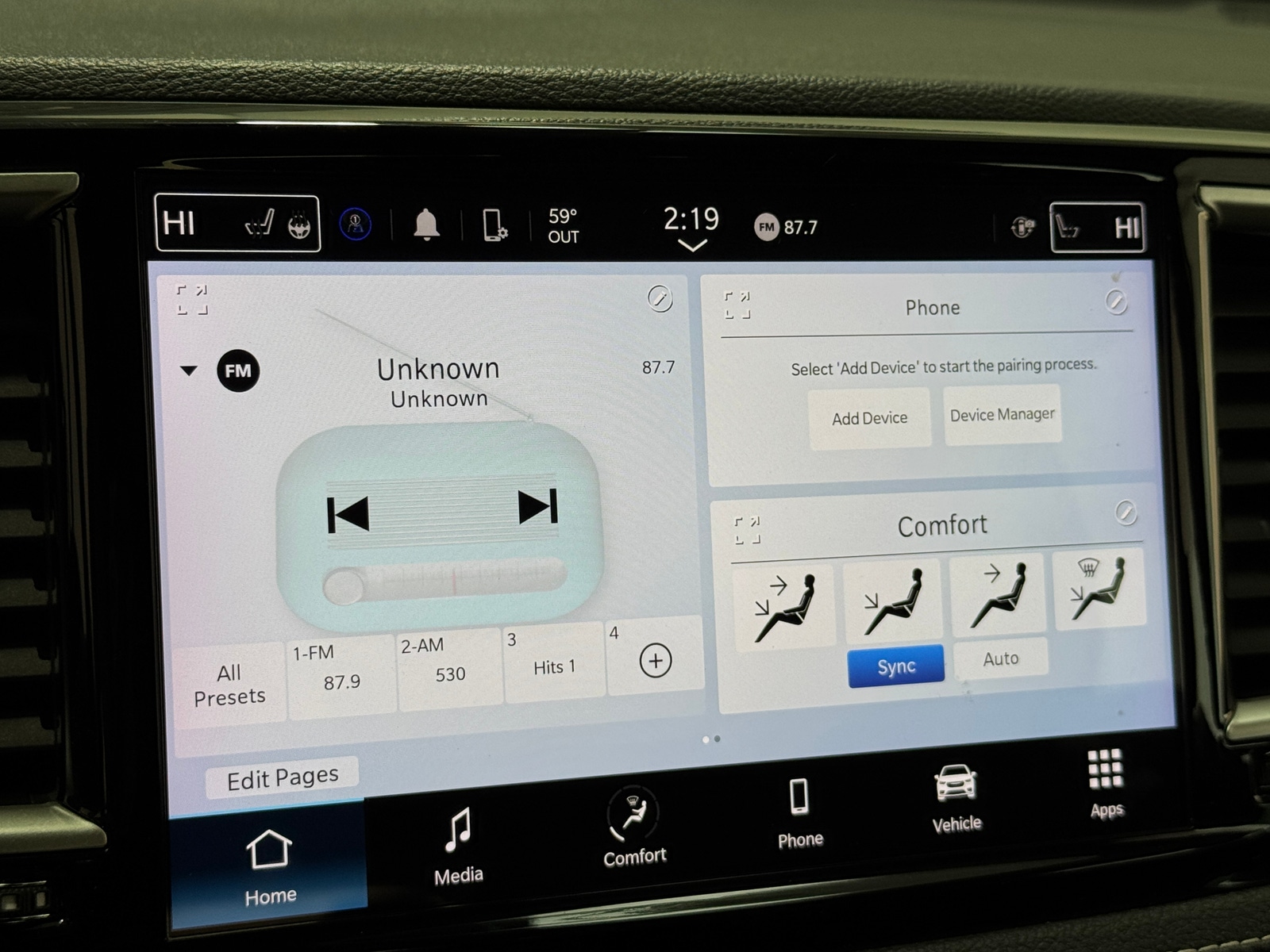 Thumbnail: 2024 Chrysler Pacifica - 3