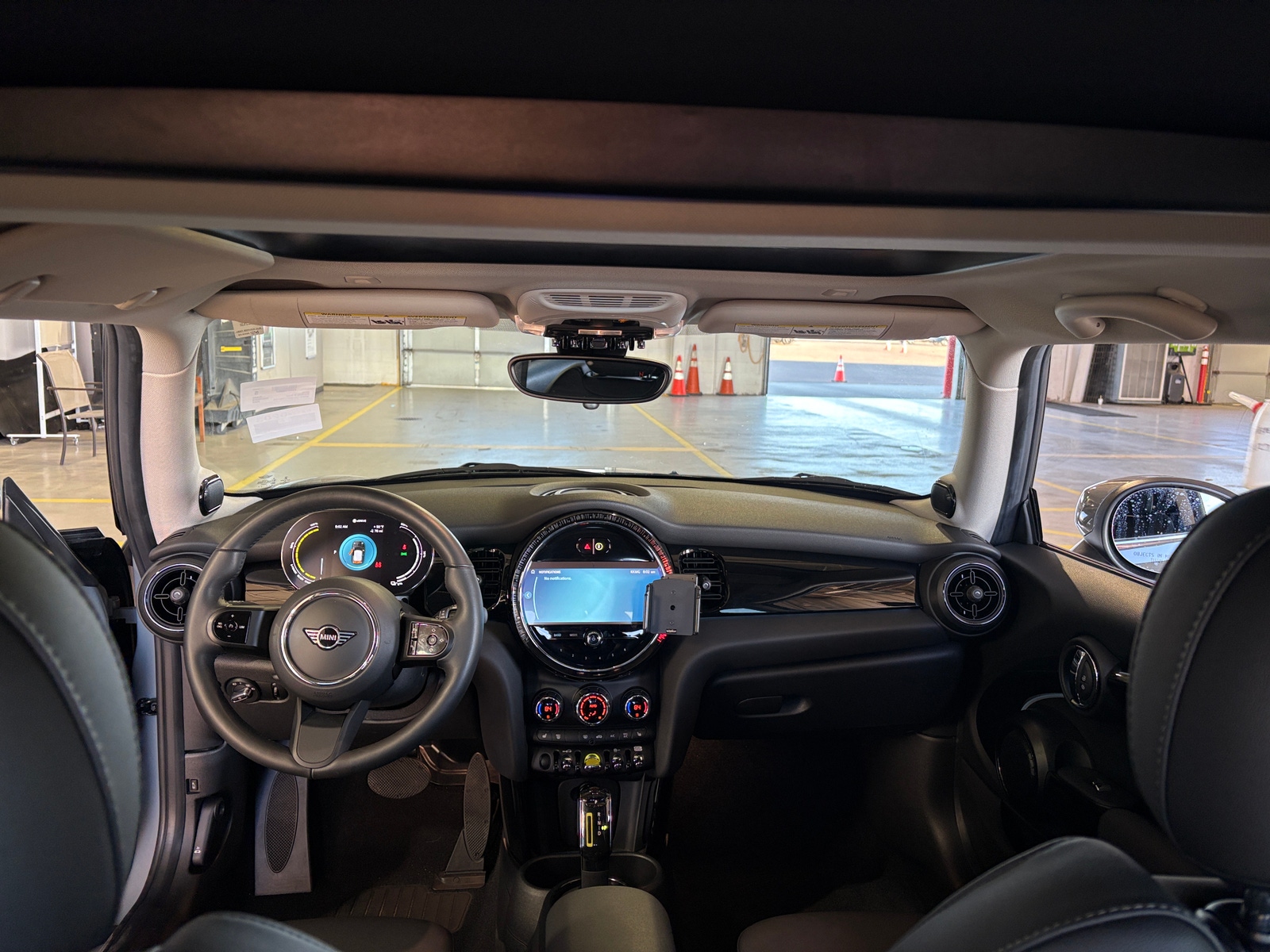 Thumbnail: 2023 MINI Cooper Hardtop - 2