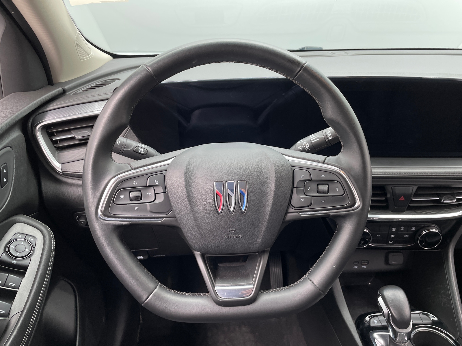 Thumbnail: 2024 Buick Encore GX - 4