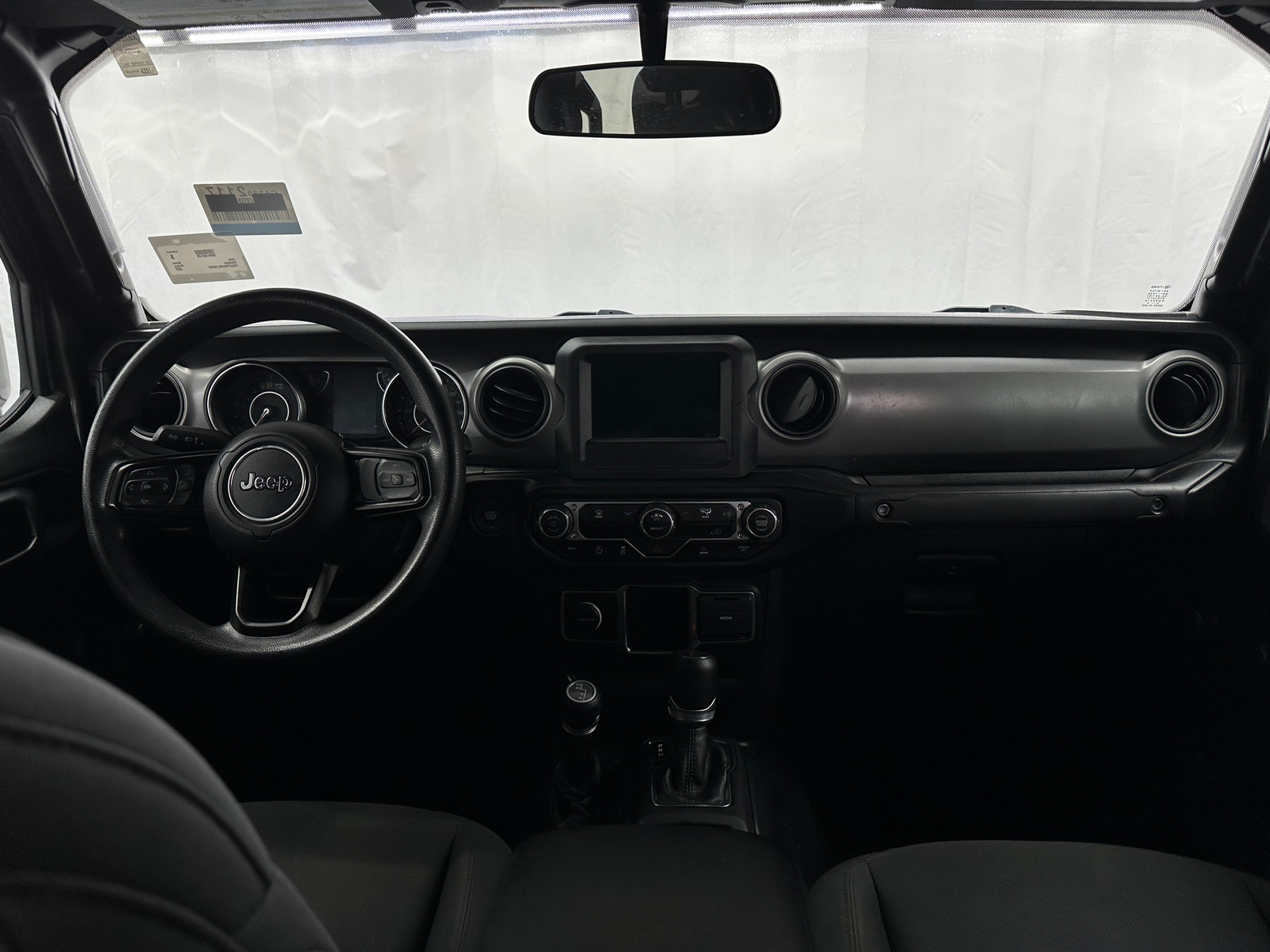 Thumbnail: 2022 Jeep Gladiator - 3