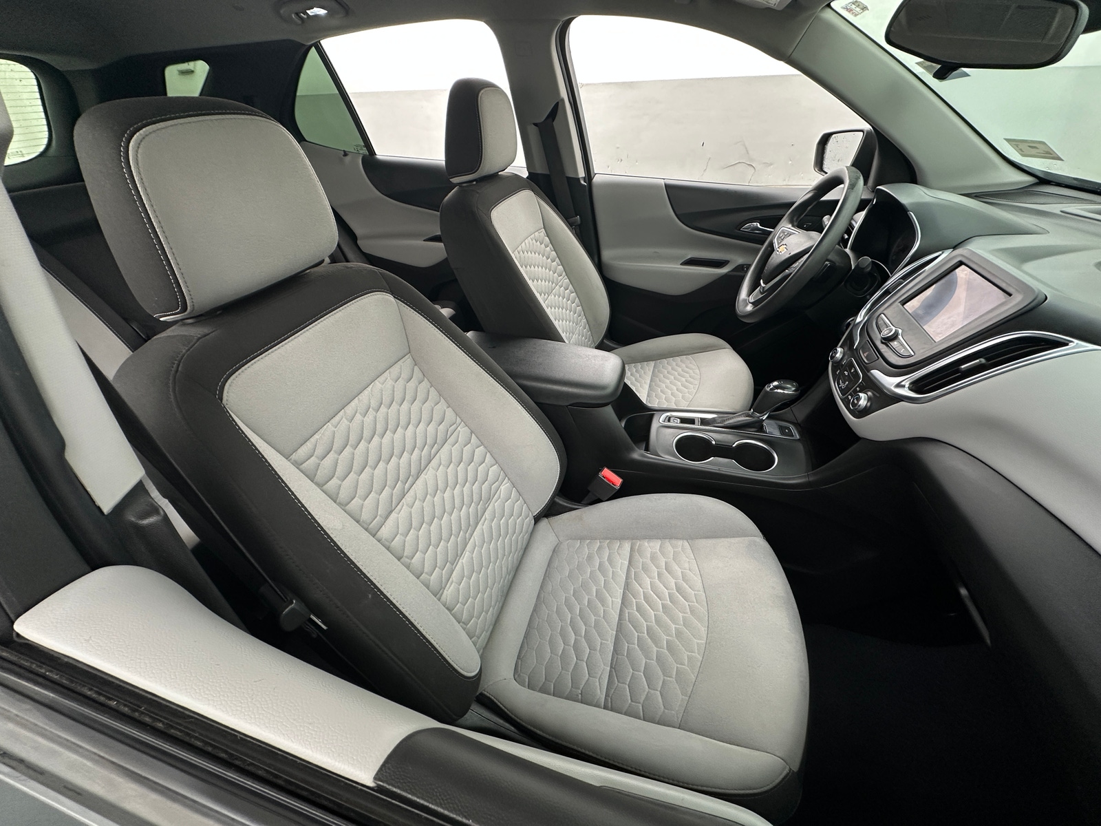 Thumbnail: 2021 Chevrolet Equinox - 2