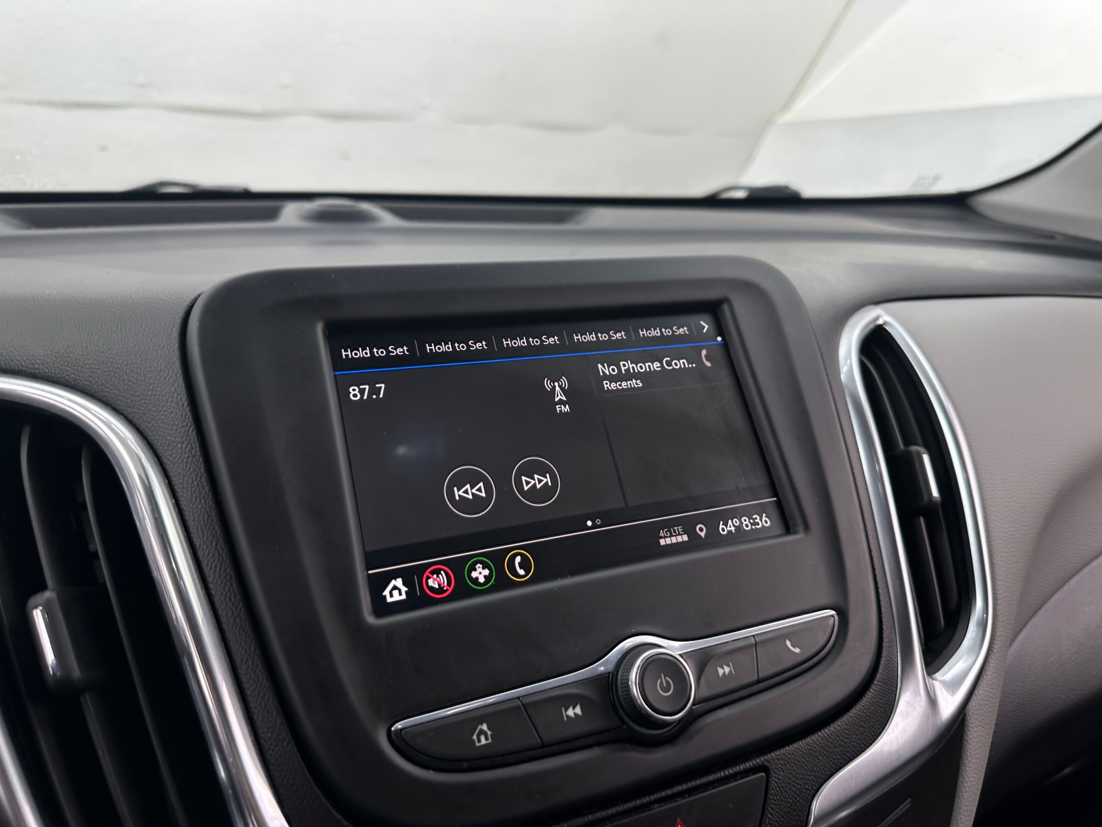 Thumbnail: 2021 Chevrolet Equinox - 4