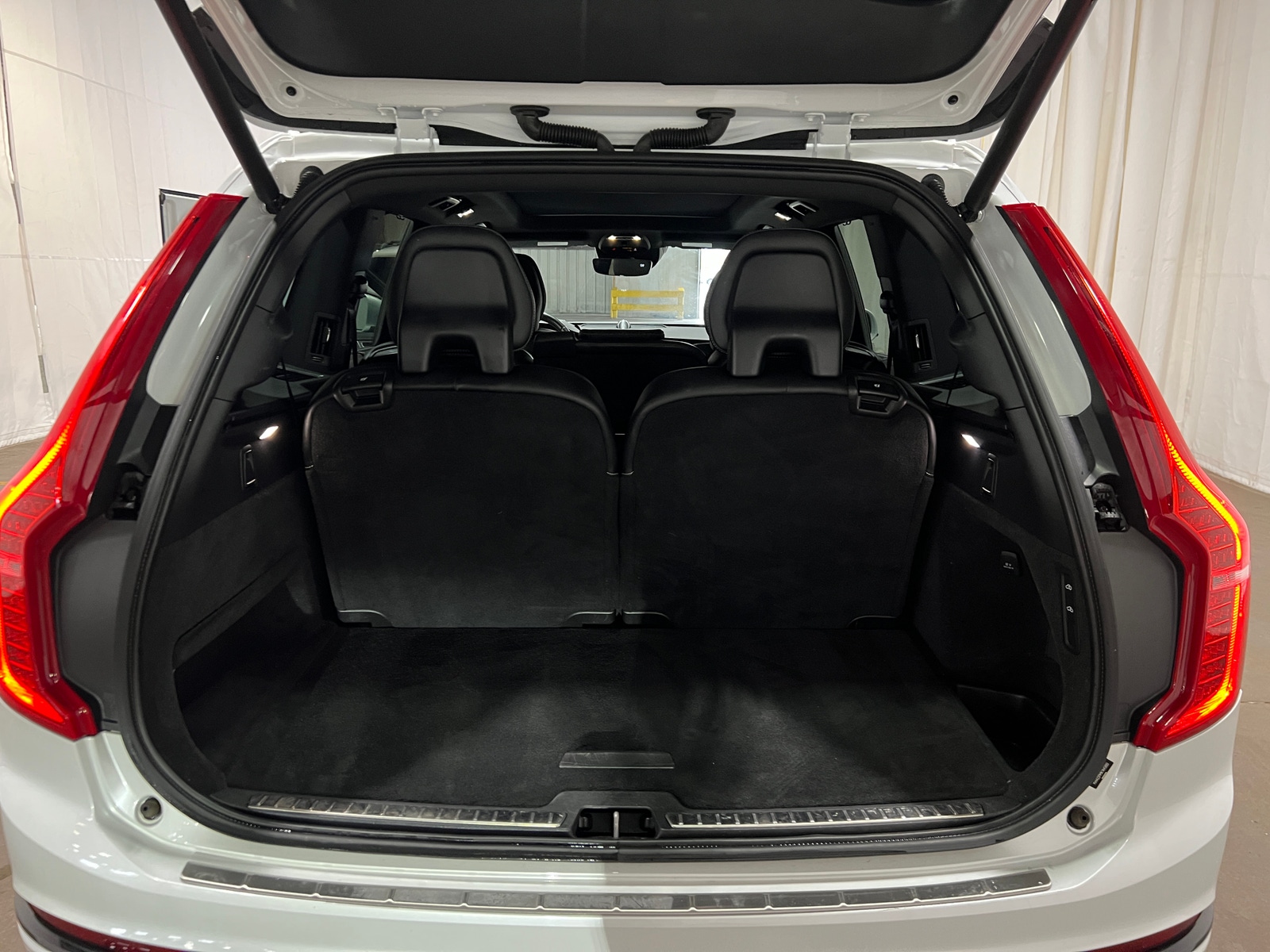 Thumbnail: 2019 Volvo XC90 - 6