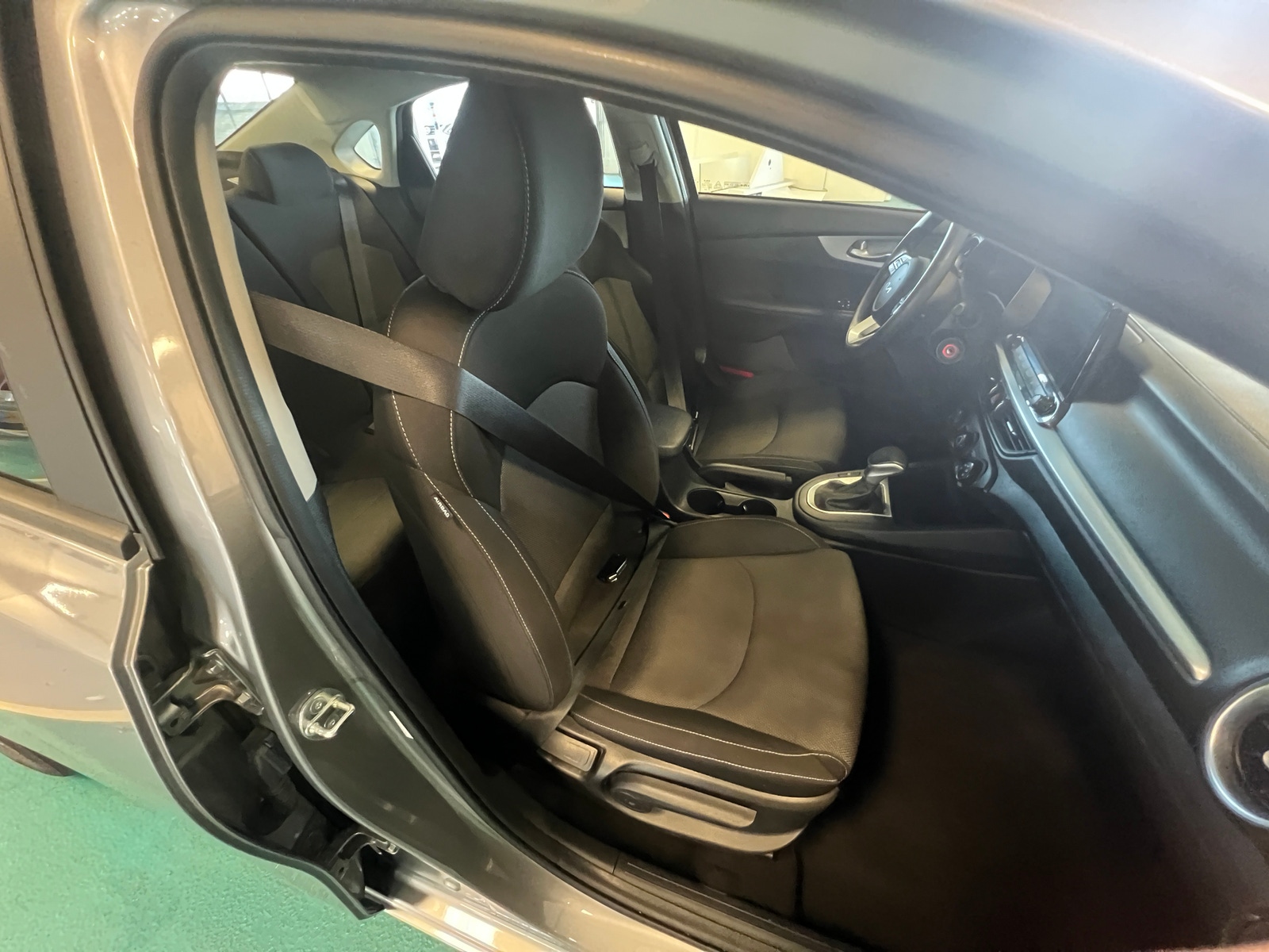 Thumbnail: 2023 Kia Forte - 2