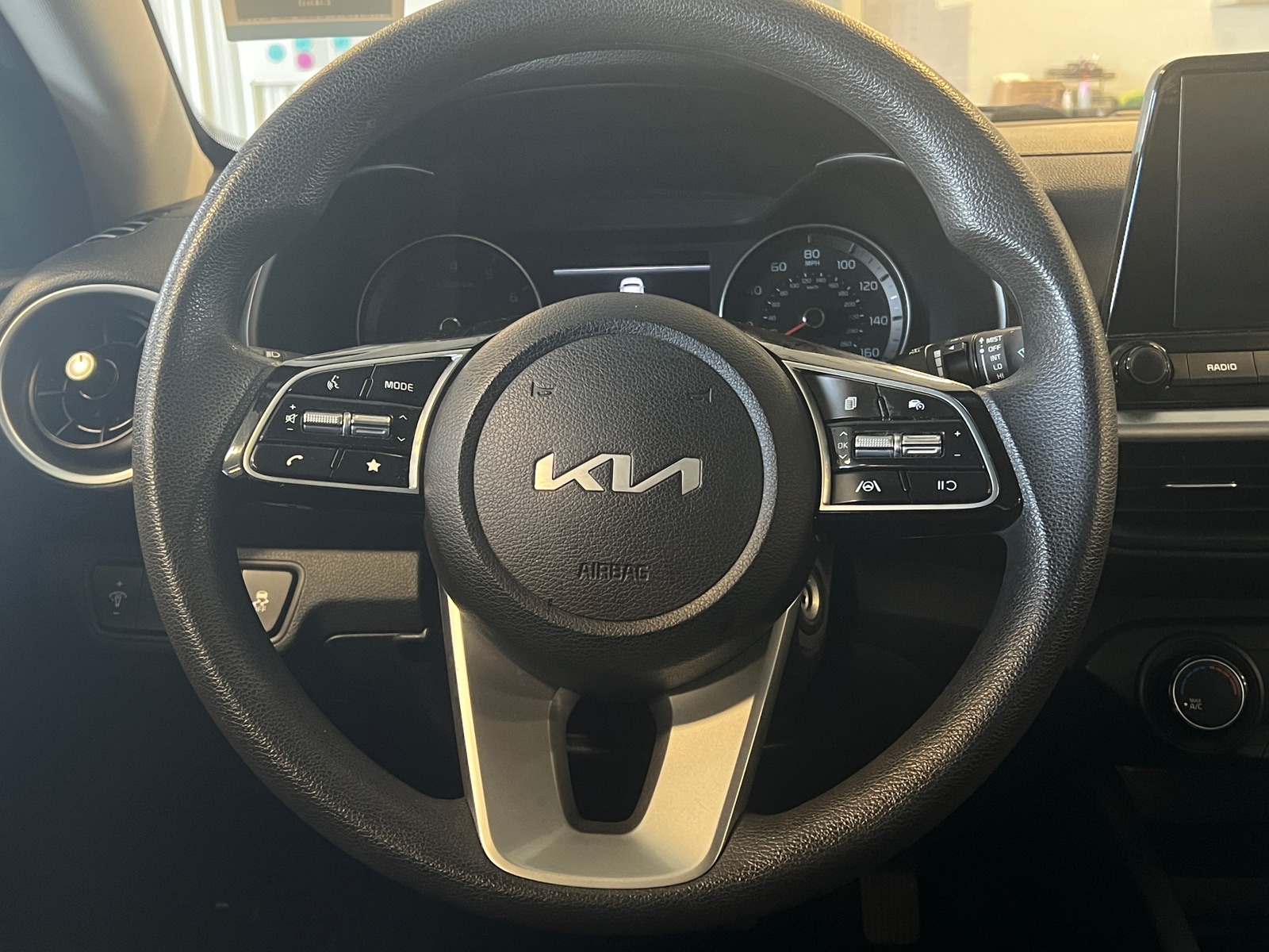 Thumbnail: 2023 Kia Forte - 5