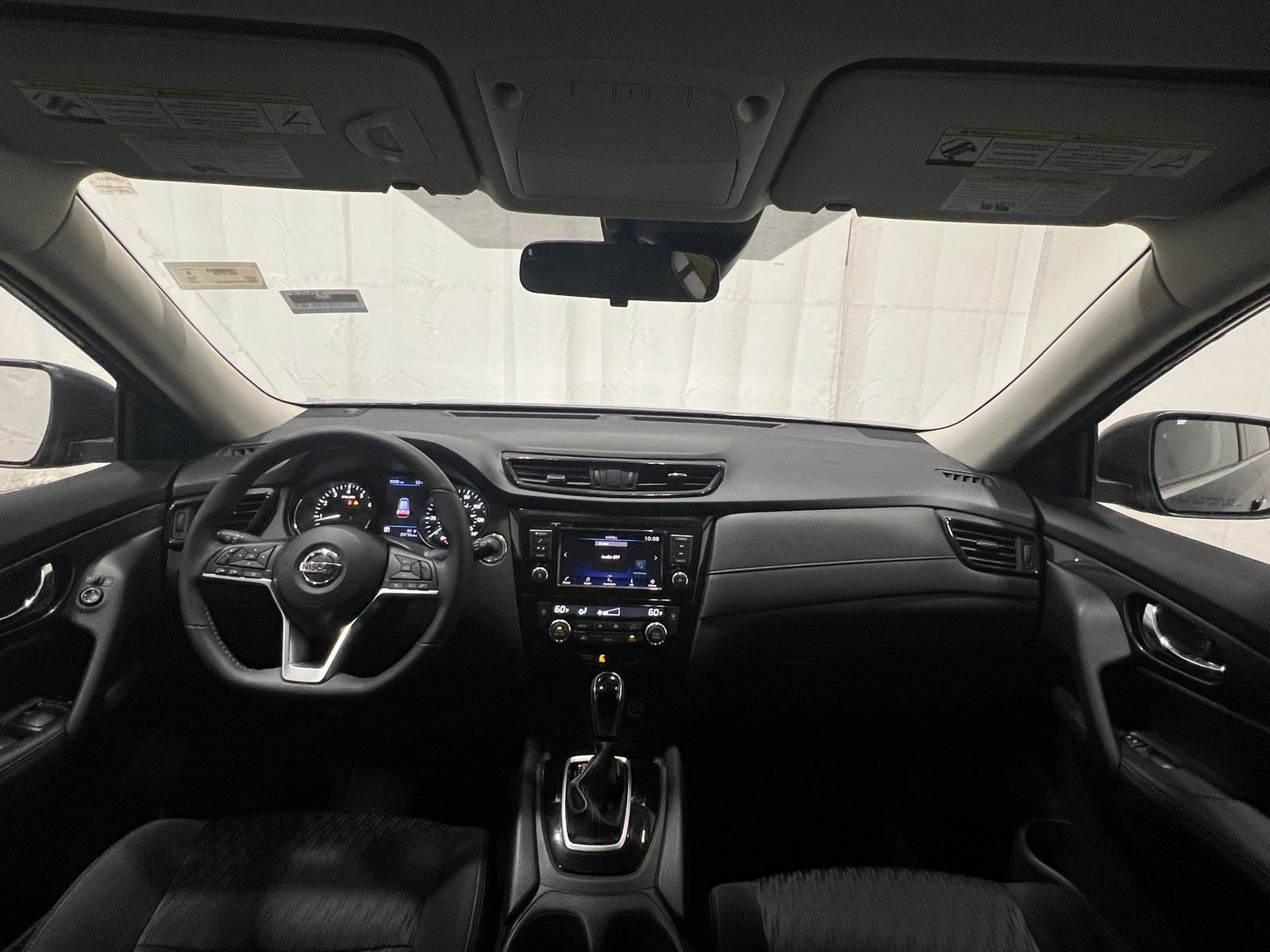 Thumbnail: 2020 Nissan Rogue - 3