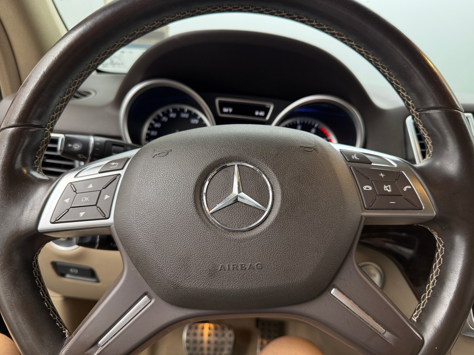 Thumbnail: 2015 Mercedes-Benz M-Class - 4