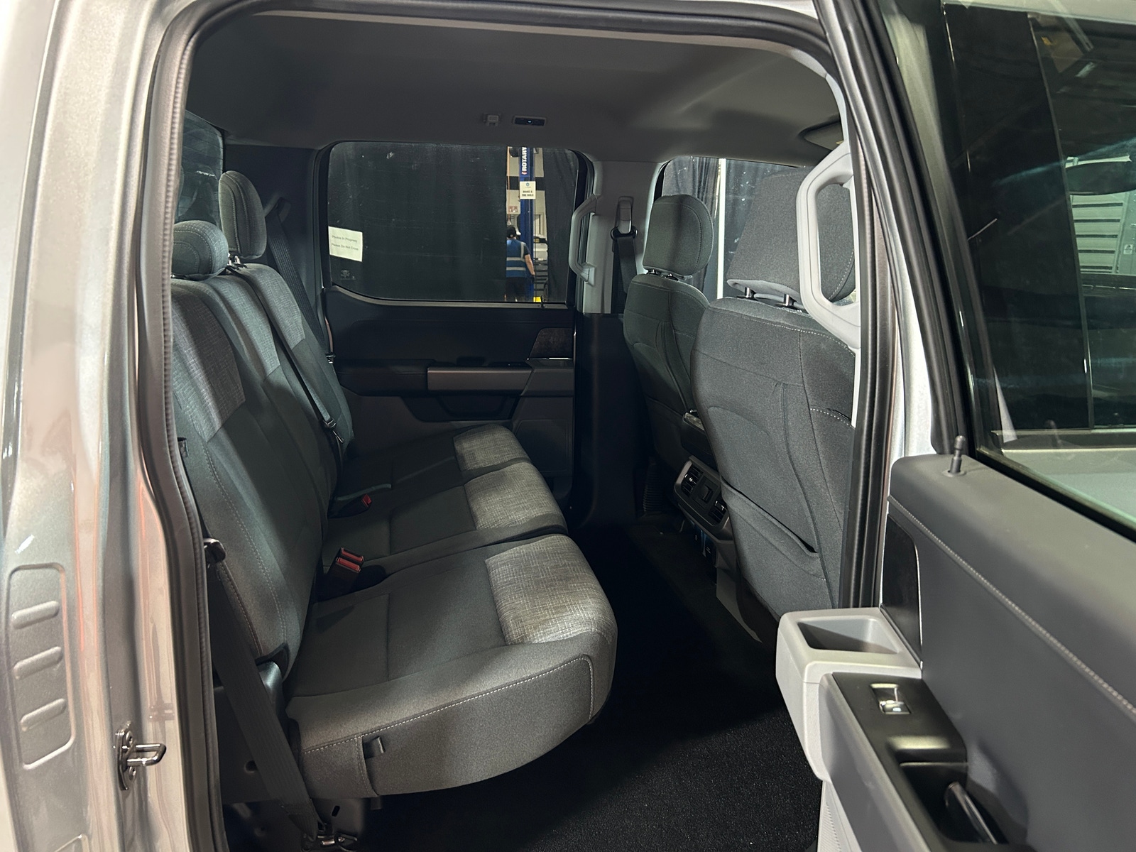 Thumbnail: 2021 Ford Econoline - 6