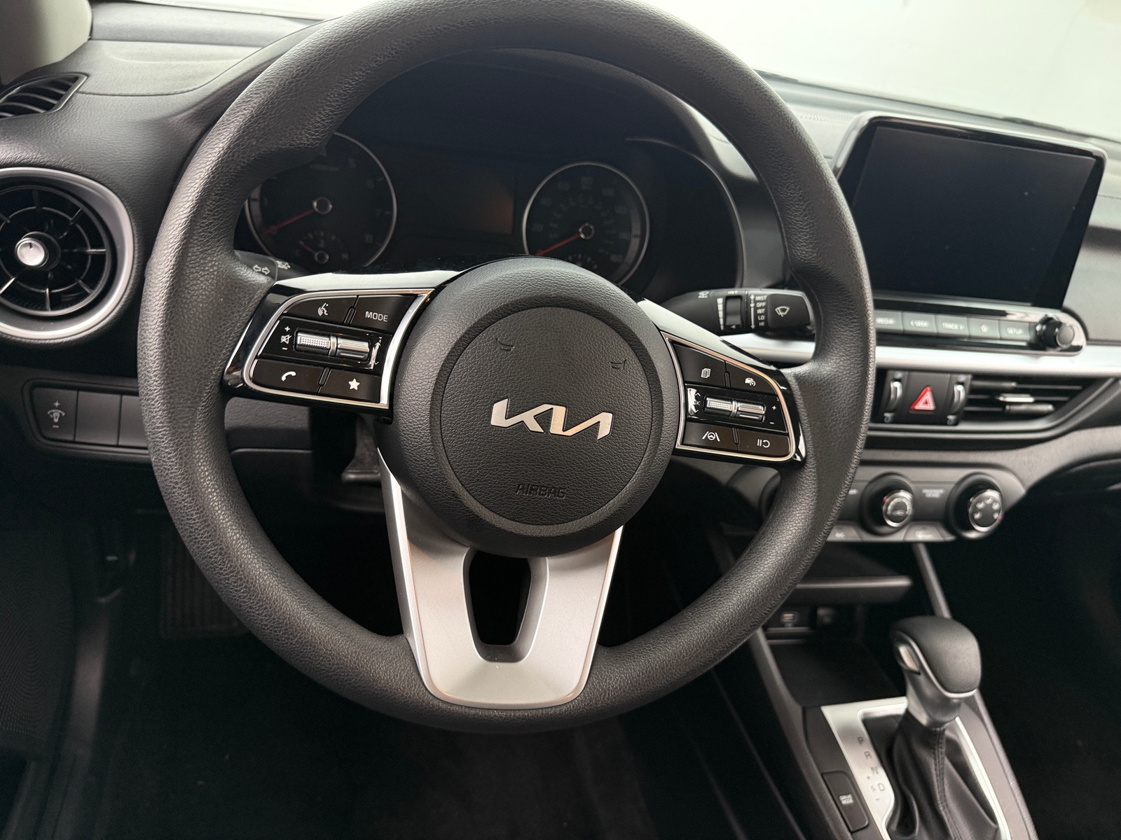 Thumbnail: 2024 Kia Forte - 5