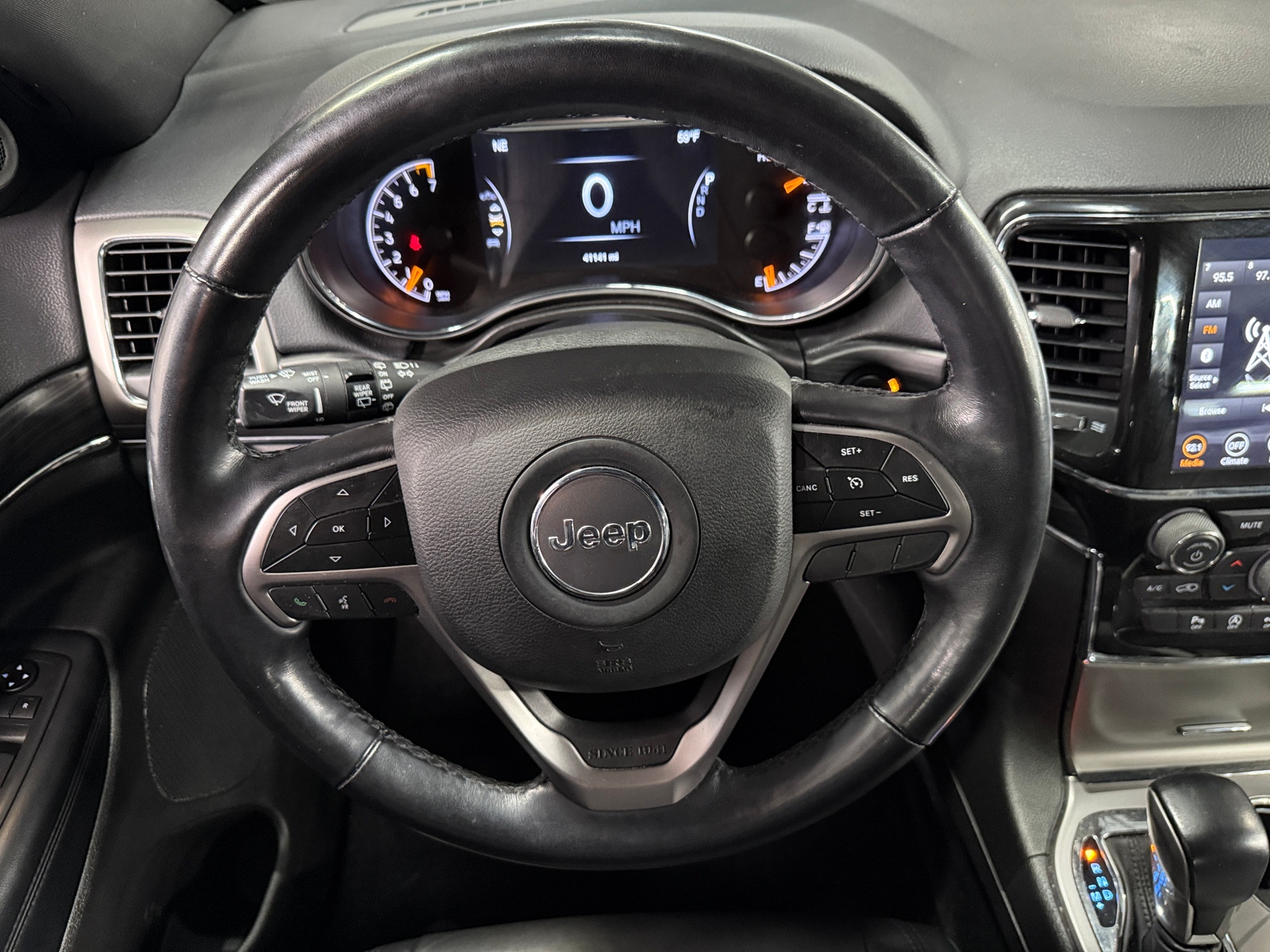 Thumbnail: 2021 Jeep Grand Cherokee - 4