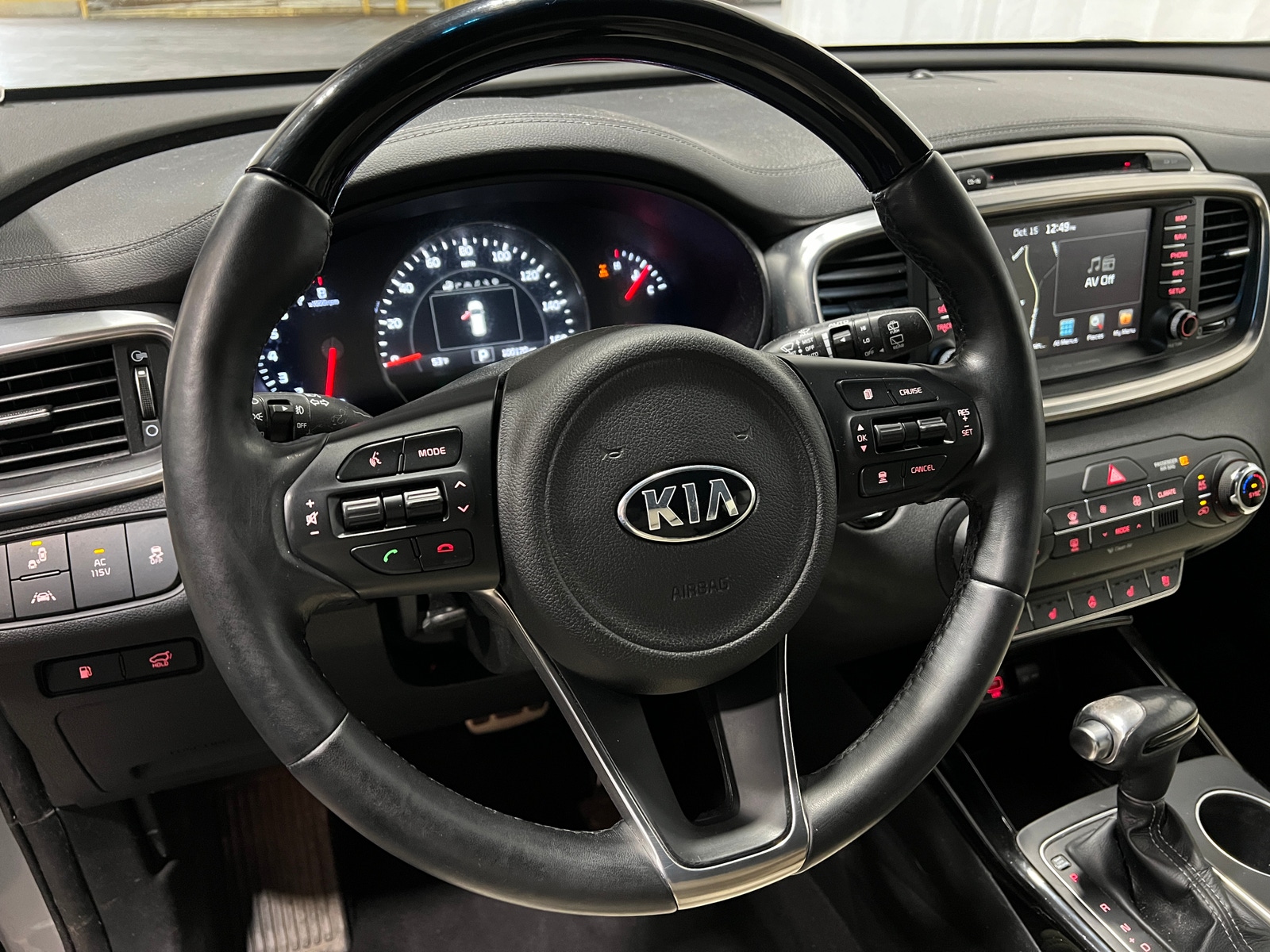 Thumbnail: 2018 Kia Sorento - 4