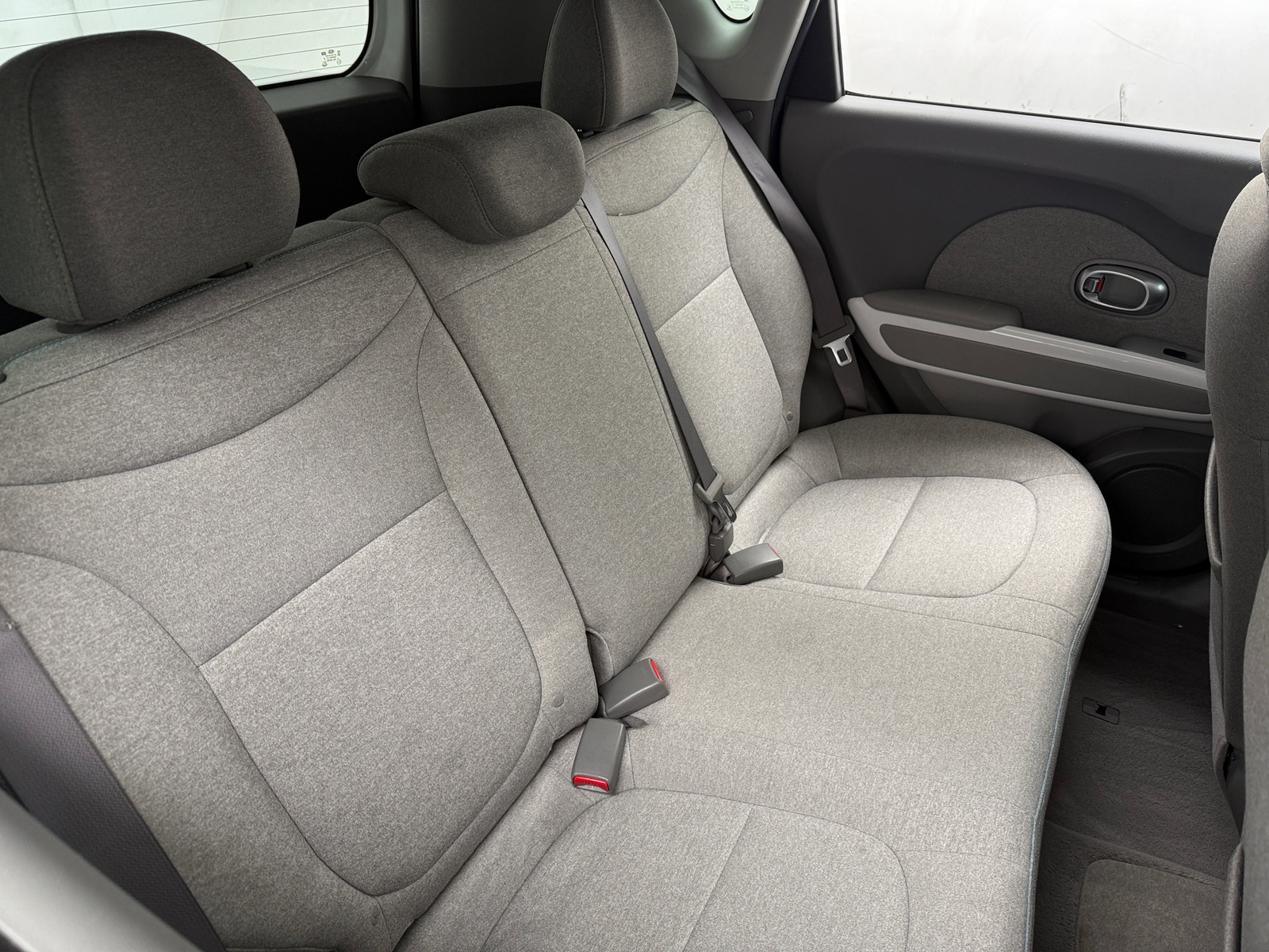 Thumbnail: 2017 Kia Soul EV - 6