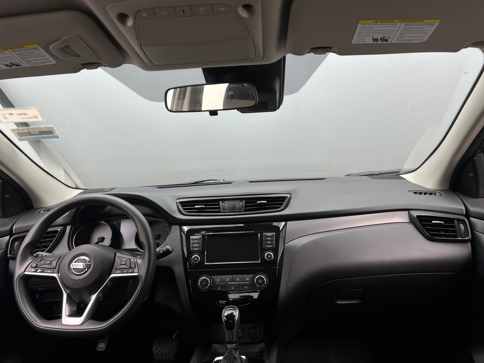 Thumbnail: 2021 Nissan Rogue Sport - 3