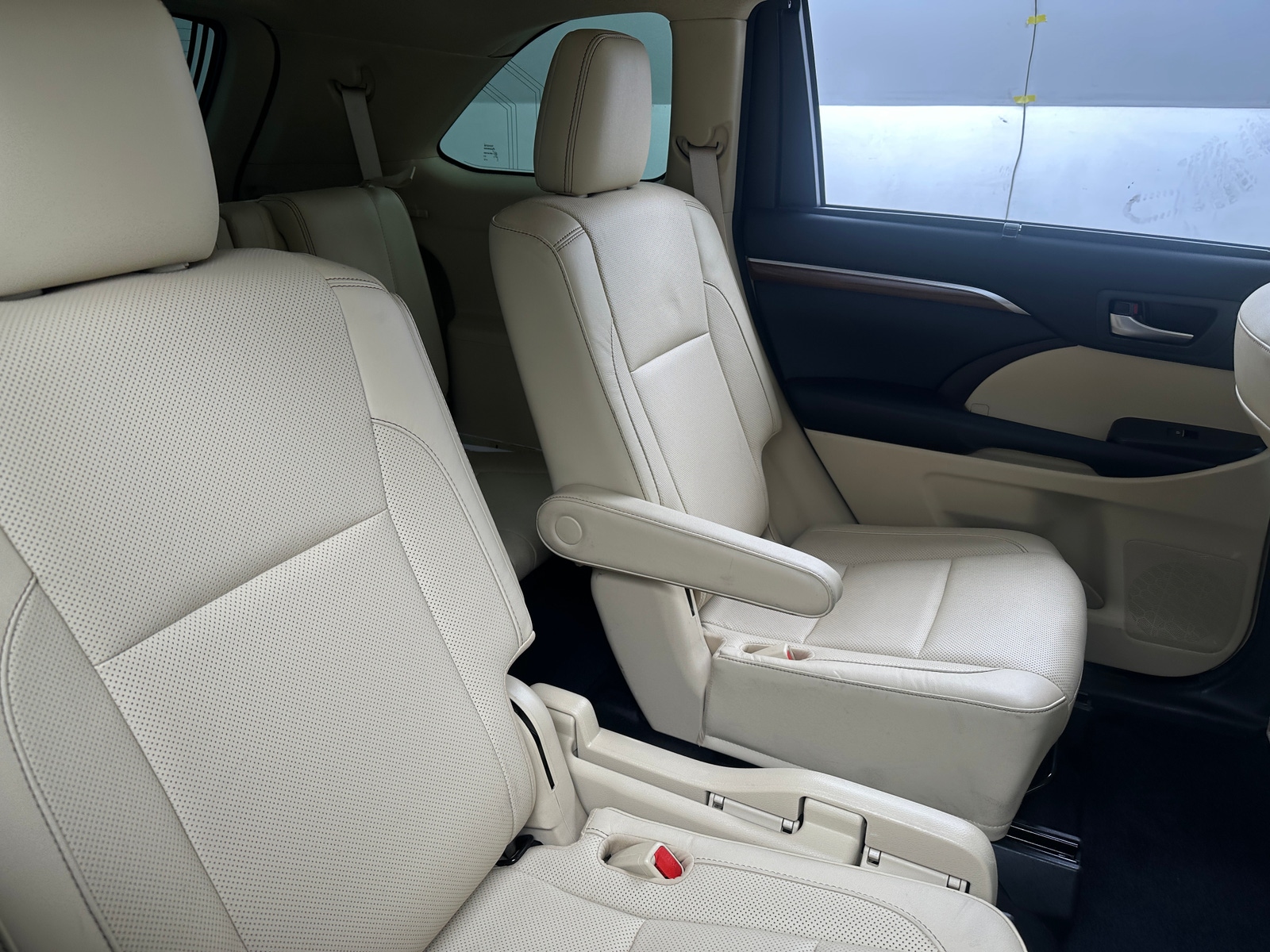 Thumbnail: 2018 Toyota Highlander - 5
