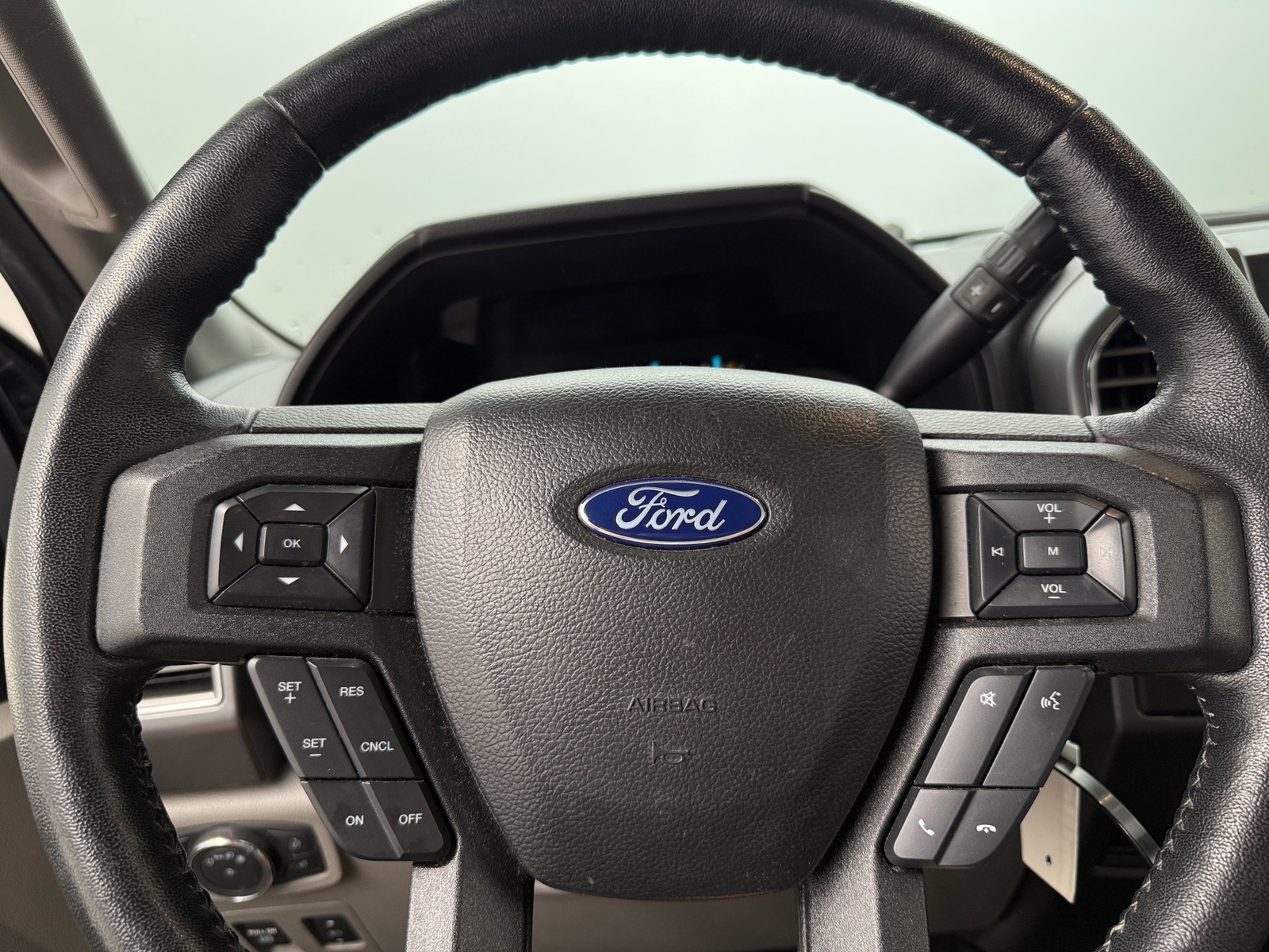 Thumbnail: 2020 Ford Econoline - 5