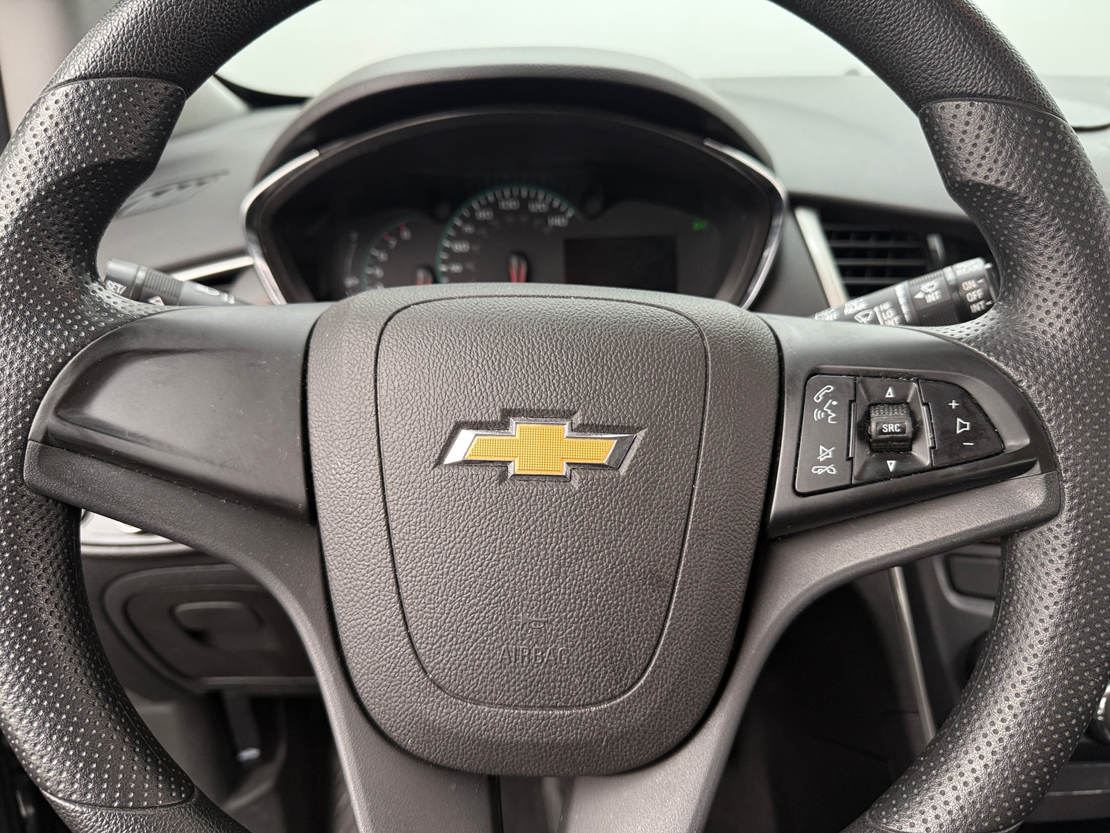 Thumbnail: 2020 Chevrolet Trax - 5