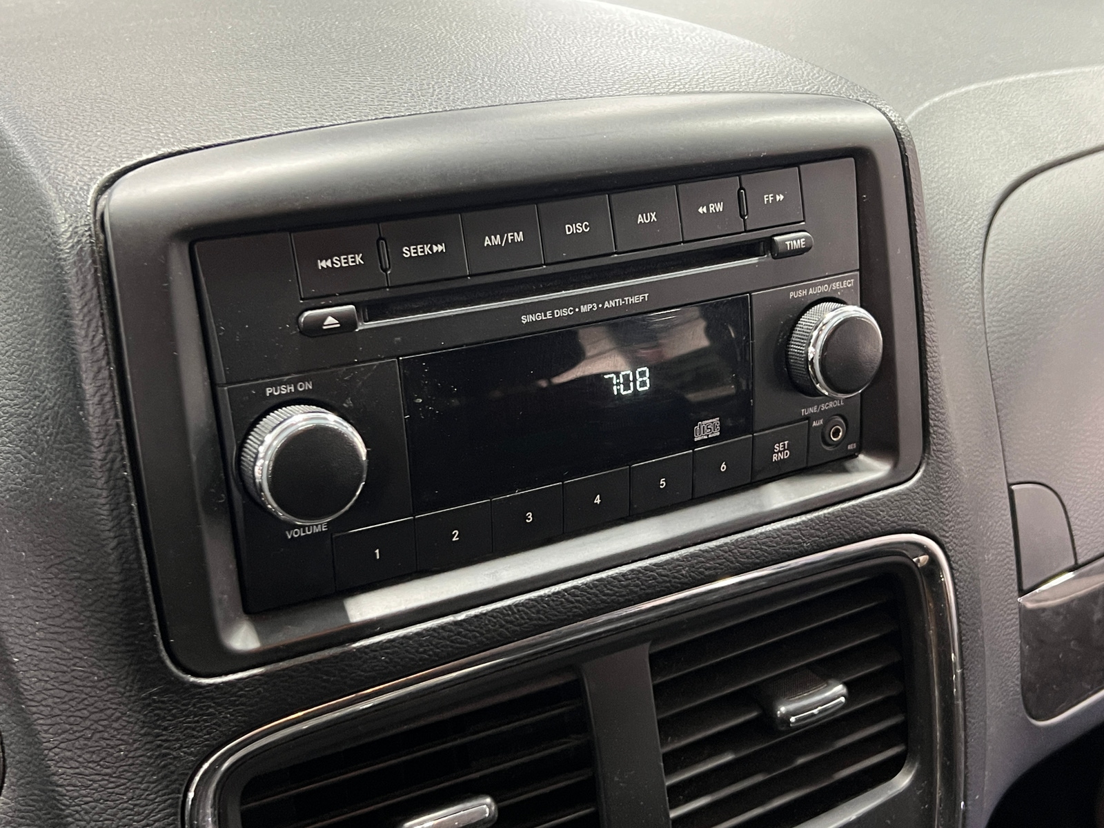 Thumbnail: 2014 Dodge Grand Caravan - 4