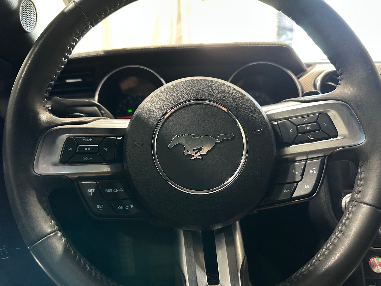 Thumbnail: 2018 Ford Mustang - 4