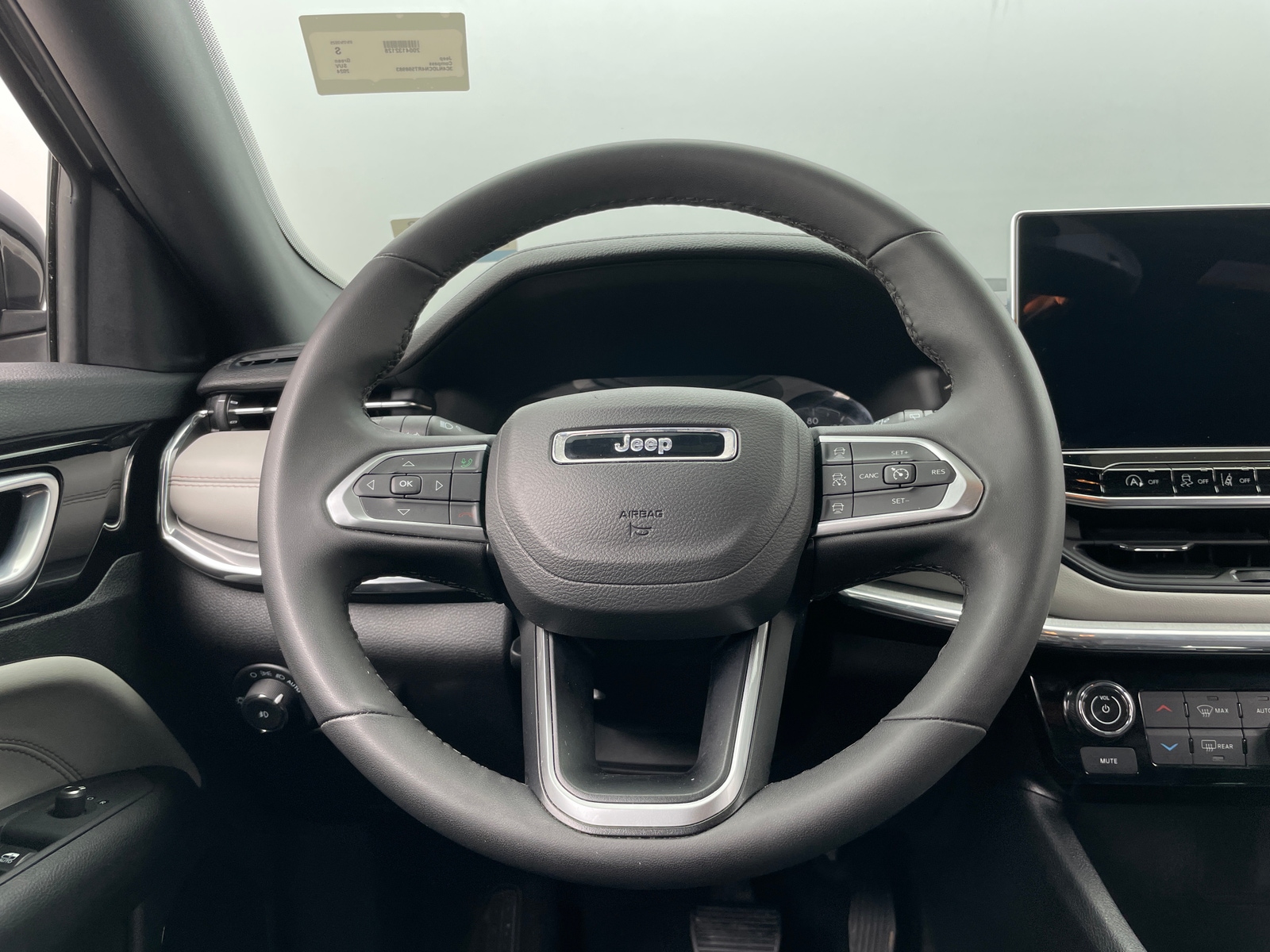 Thumbnail: 2024 Jeep Compass - 4