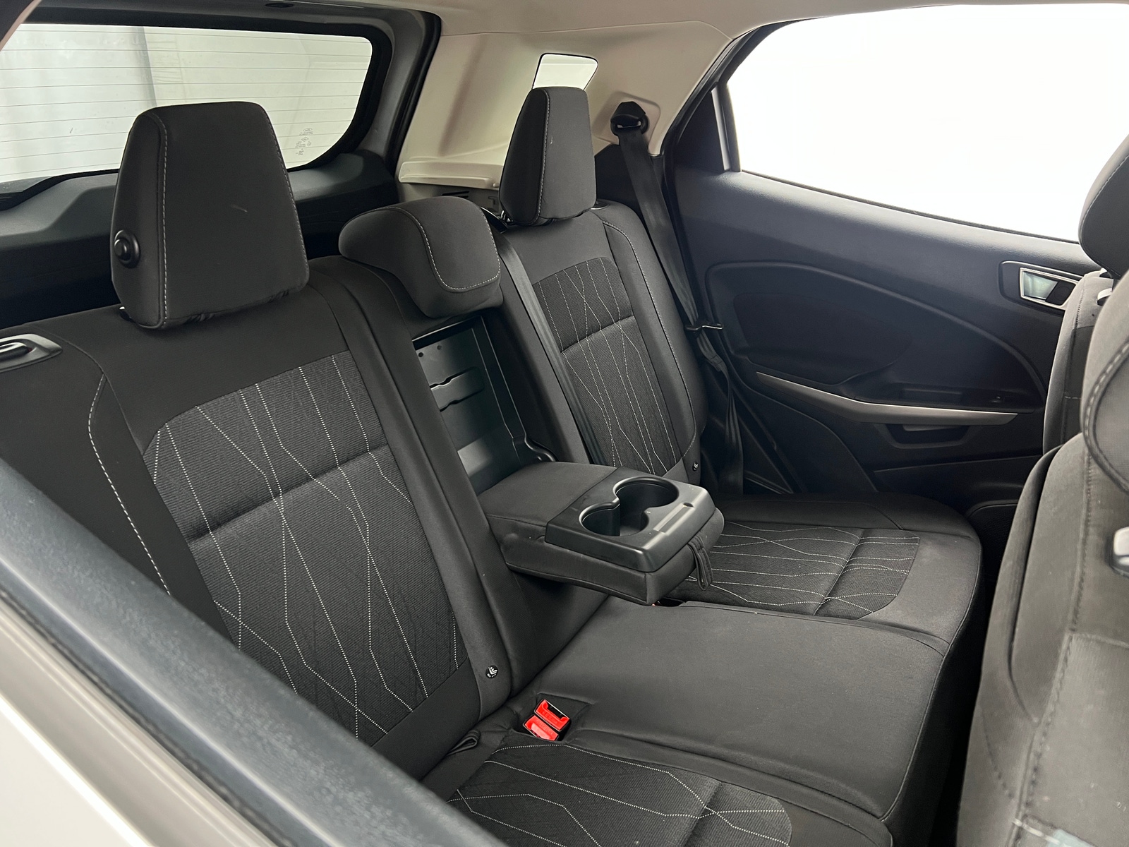 Thumbnail: 2019 Ford EcoSport - 6