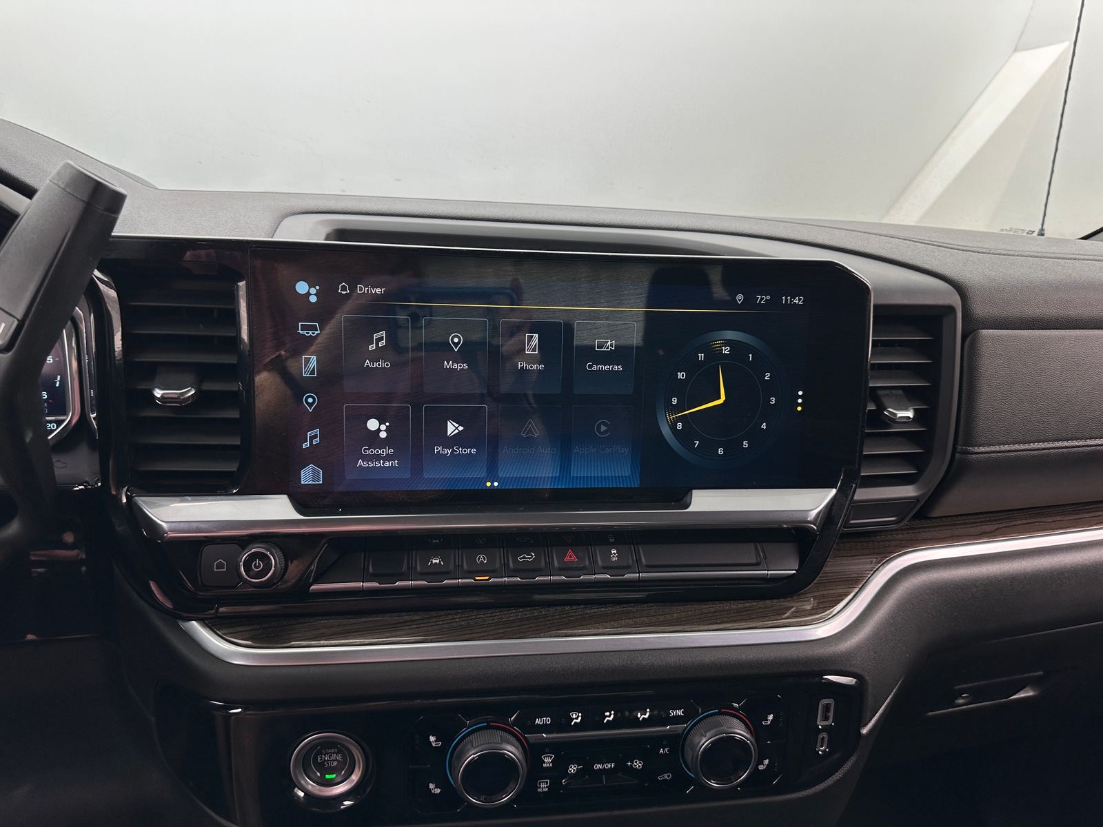 Thumbnail: 2022 Chevrolet Silverado 1500 - 4