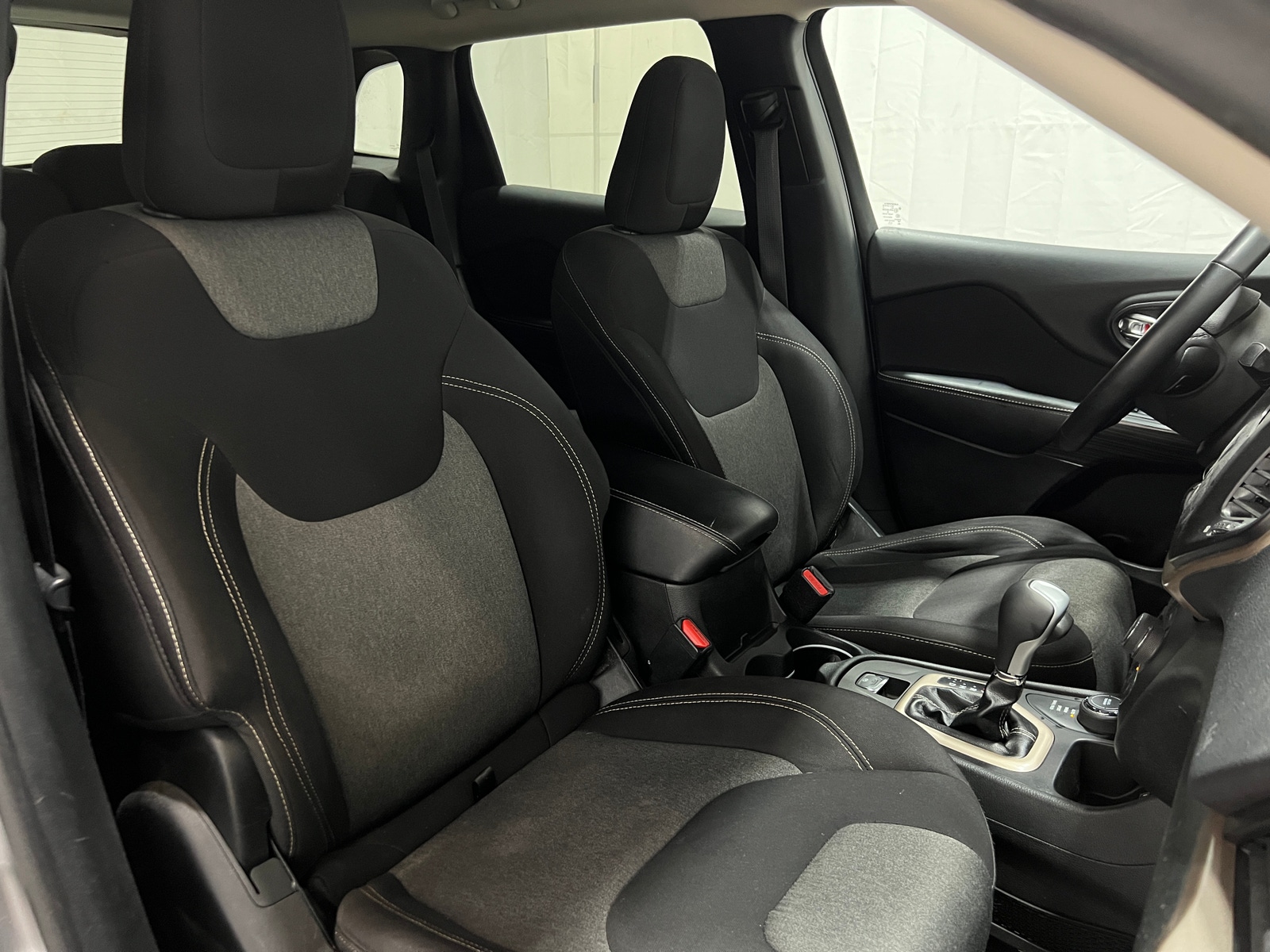 Thumbnail: 2014 Jeep Cherokee - 2