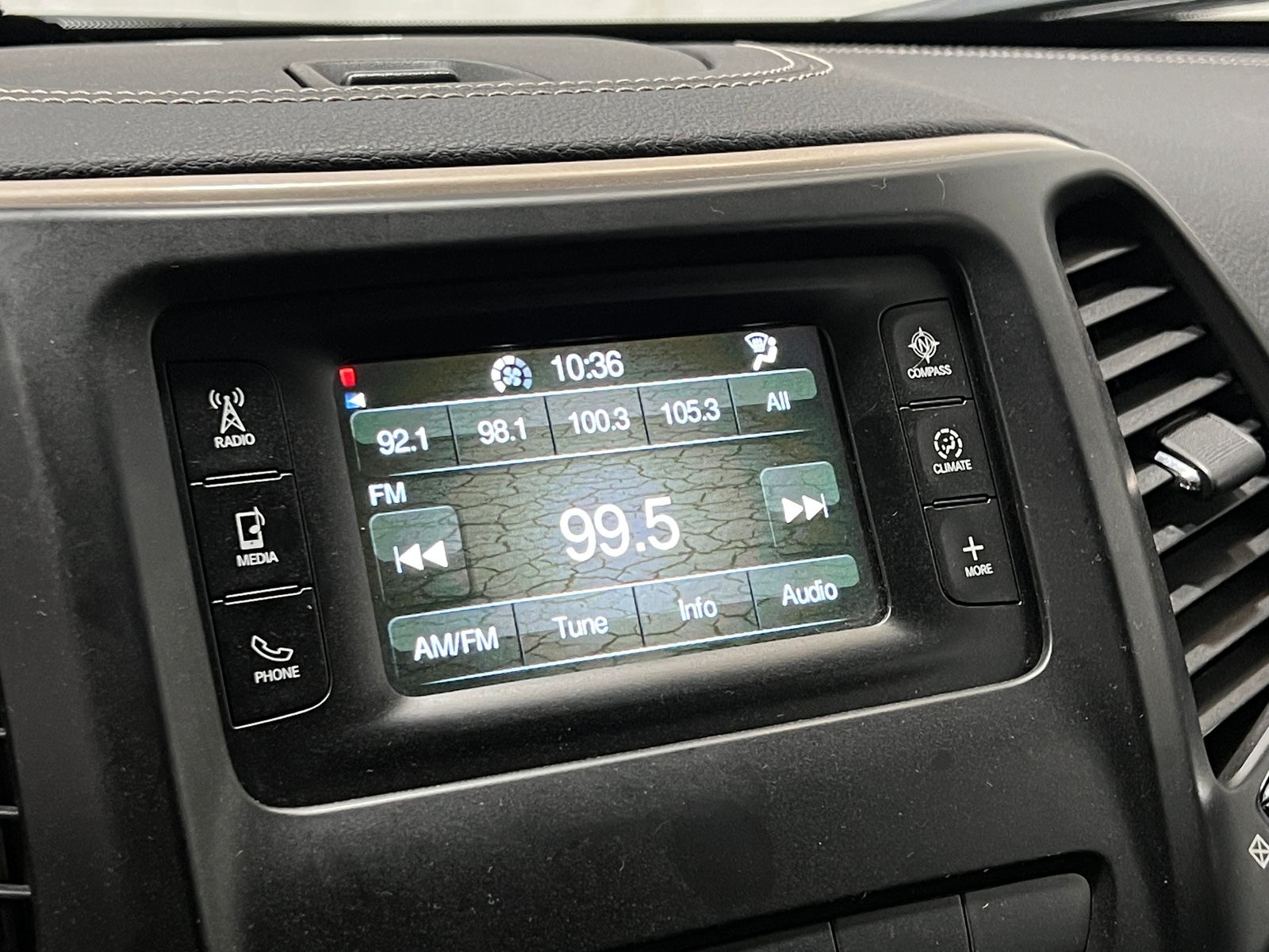 Thumbnail: 2014 Jeep Cherokee - 4