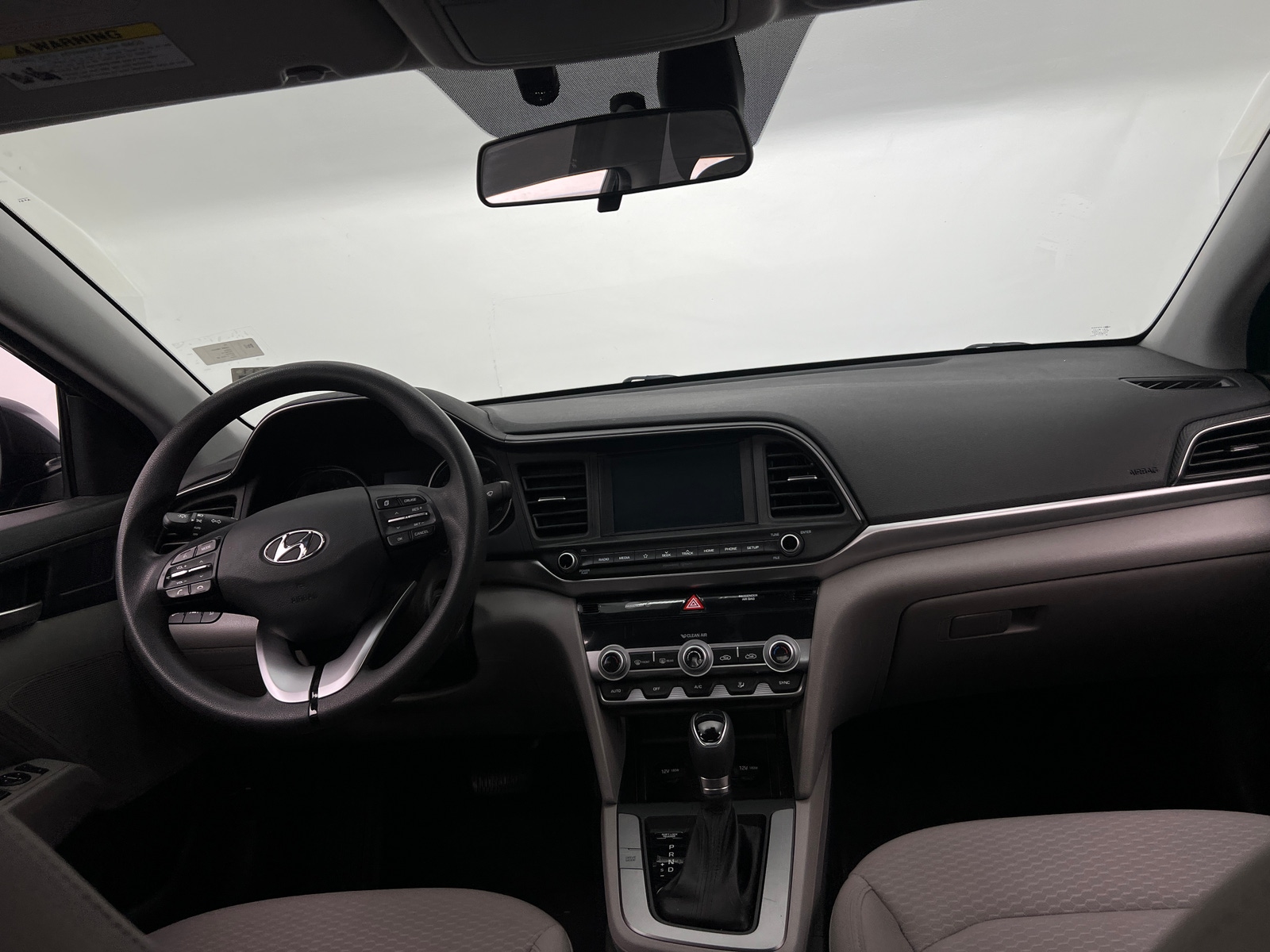 Thumbnail: 2020 Hyundai Elantra - 3