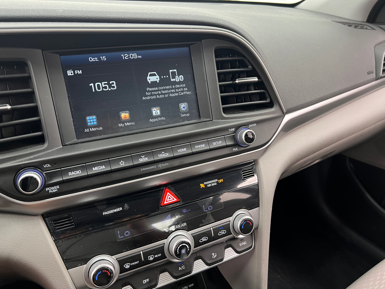 Thumbnail: 2020 Hyundai Elantra - 4