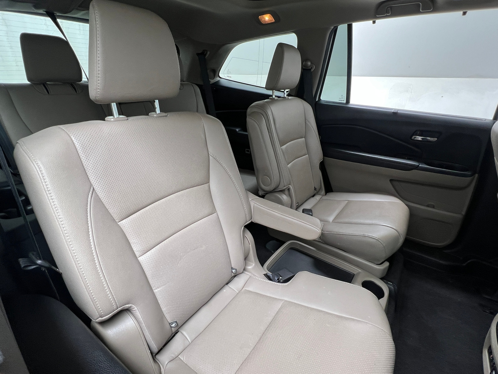 Thumbnail: 2017 Honda Pilot - 5
