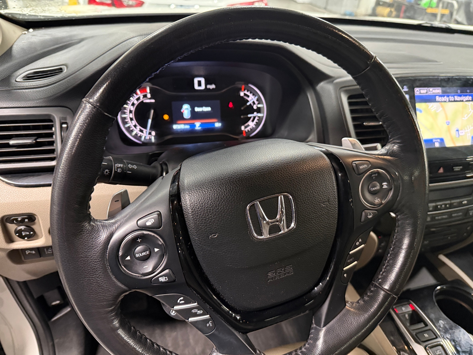 Thumbnail: 2017 Honda Pilot - 4