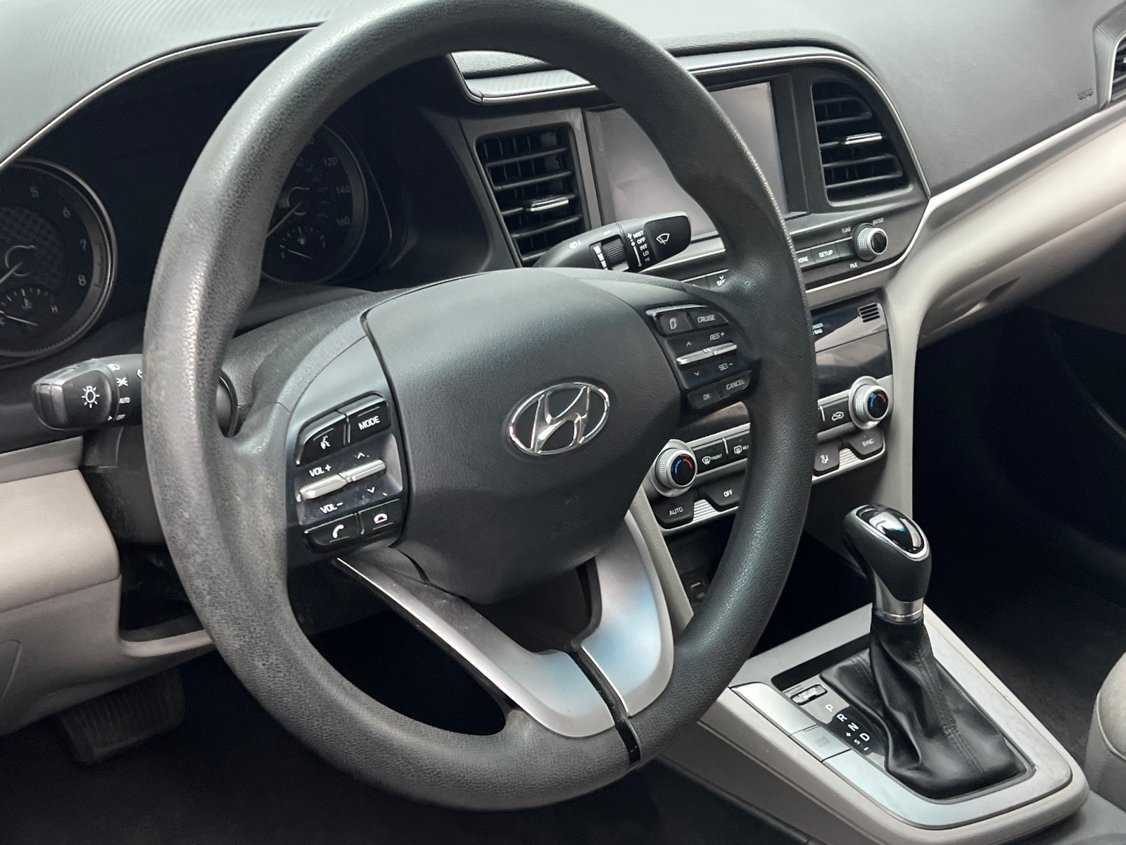 Thumbnail: 2020 Hyundai Elantra - 5