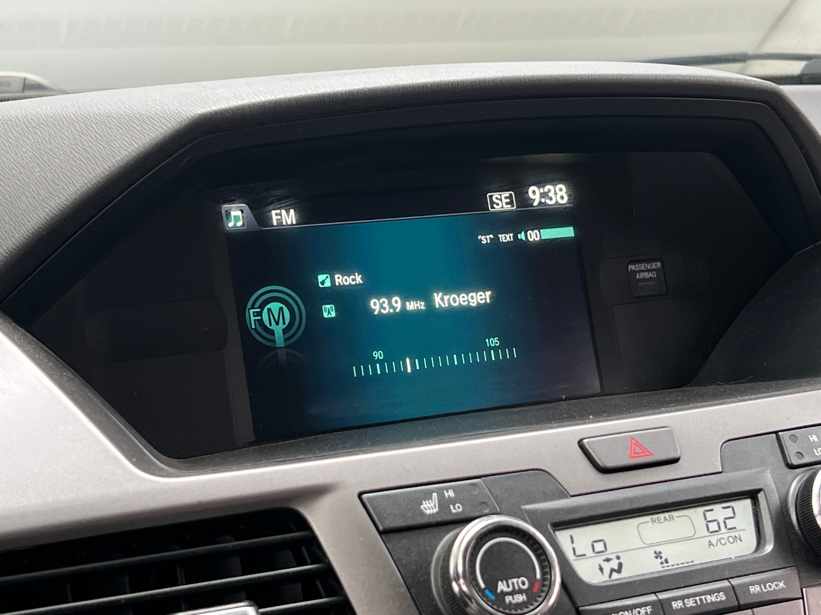Thumbnail: 2016 Honda Odyssey - 3