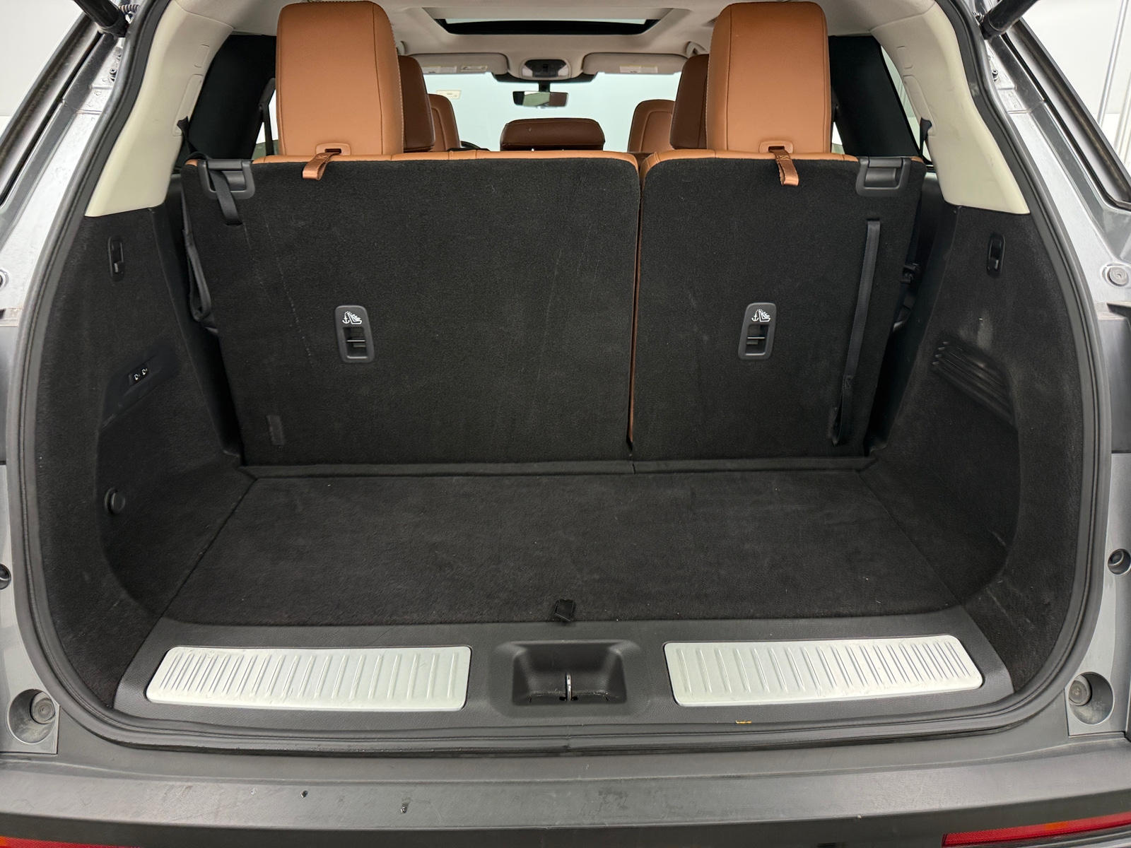 Thumbnail: 2024 INFINITI QX60 - 6