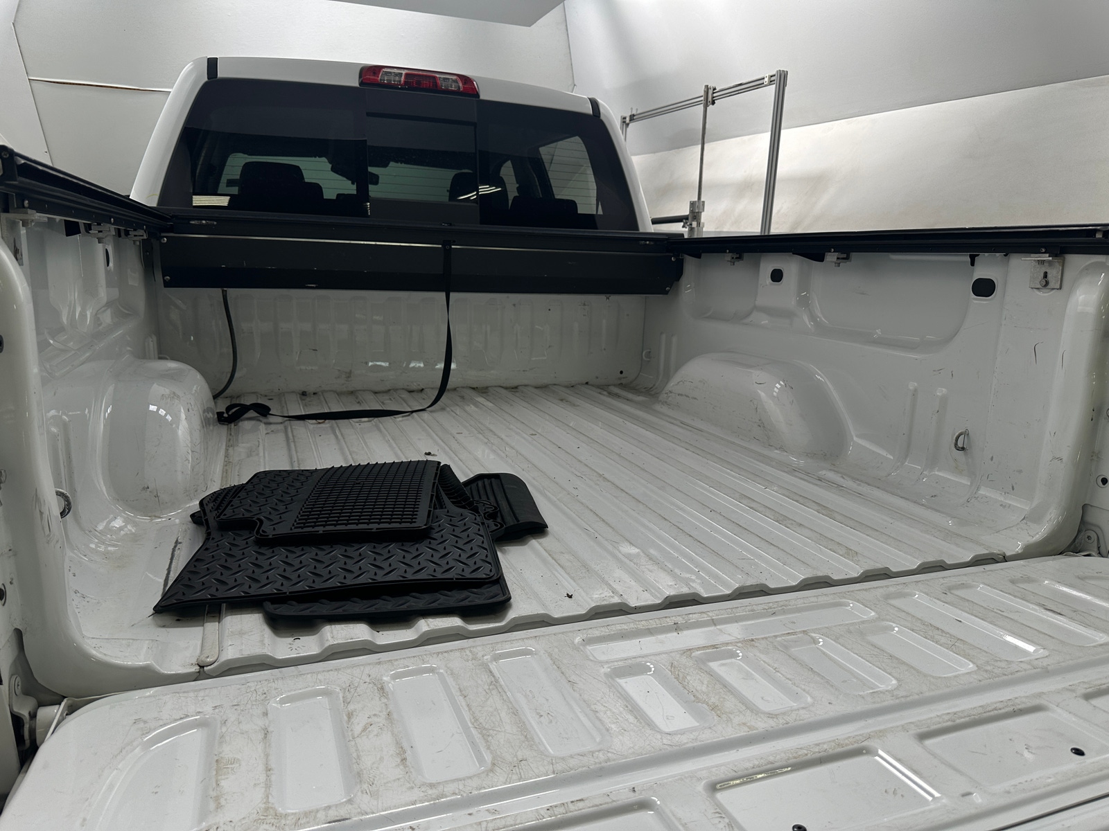 Thumbnail: 2016 Chevrolet Silverado 1500 - 7