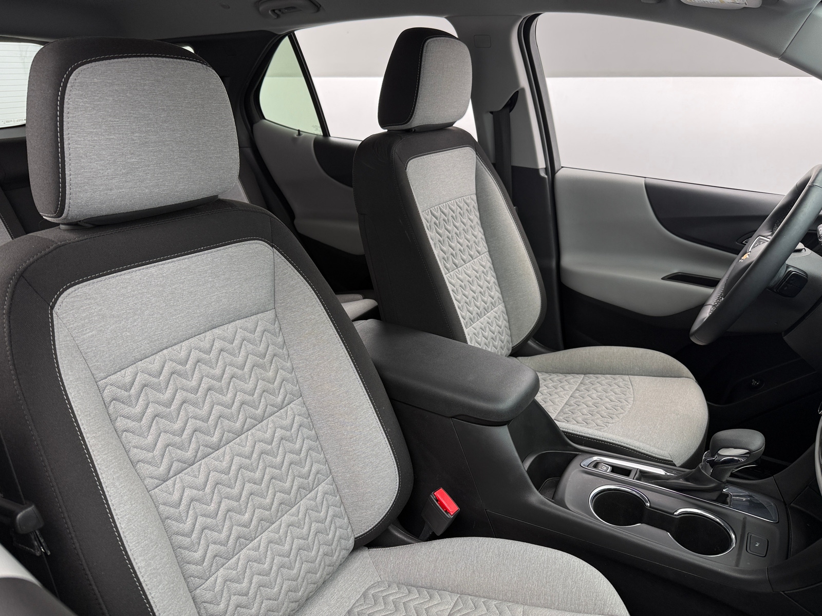 Thumbnail: 2023 Chevrolet Equinox - 2
